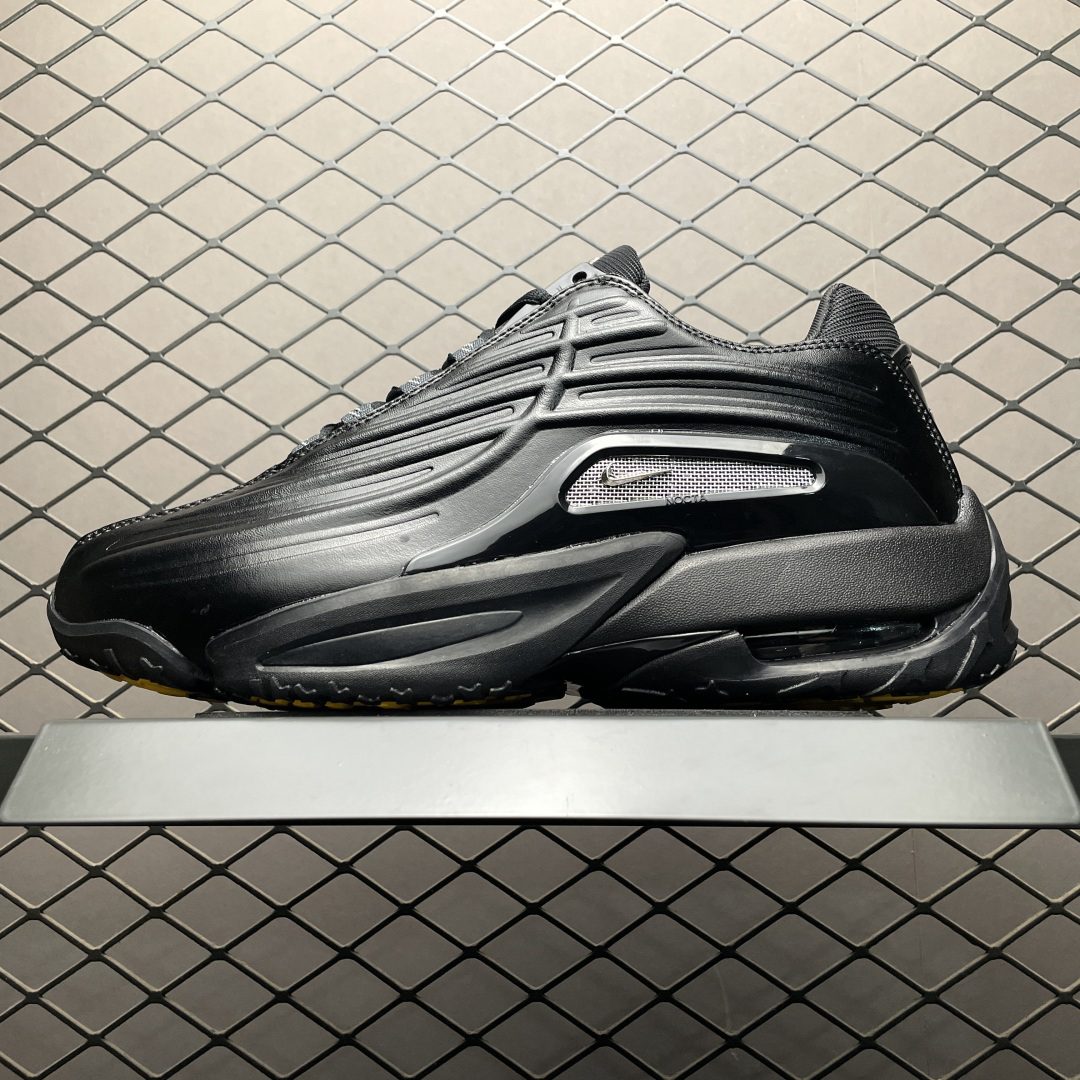 Nike DZ7293-001 Sneakers main view