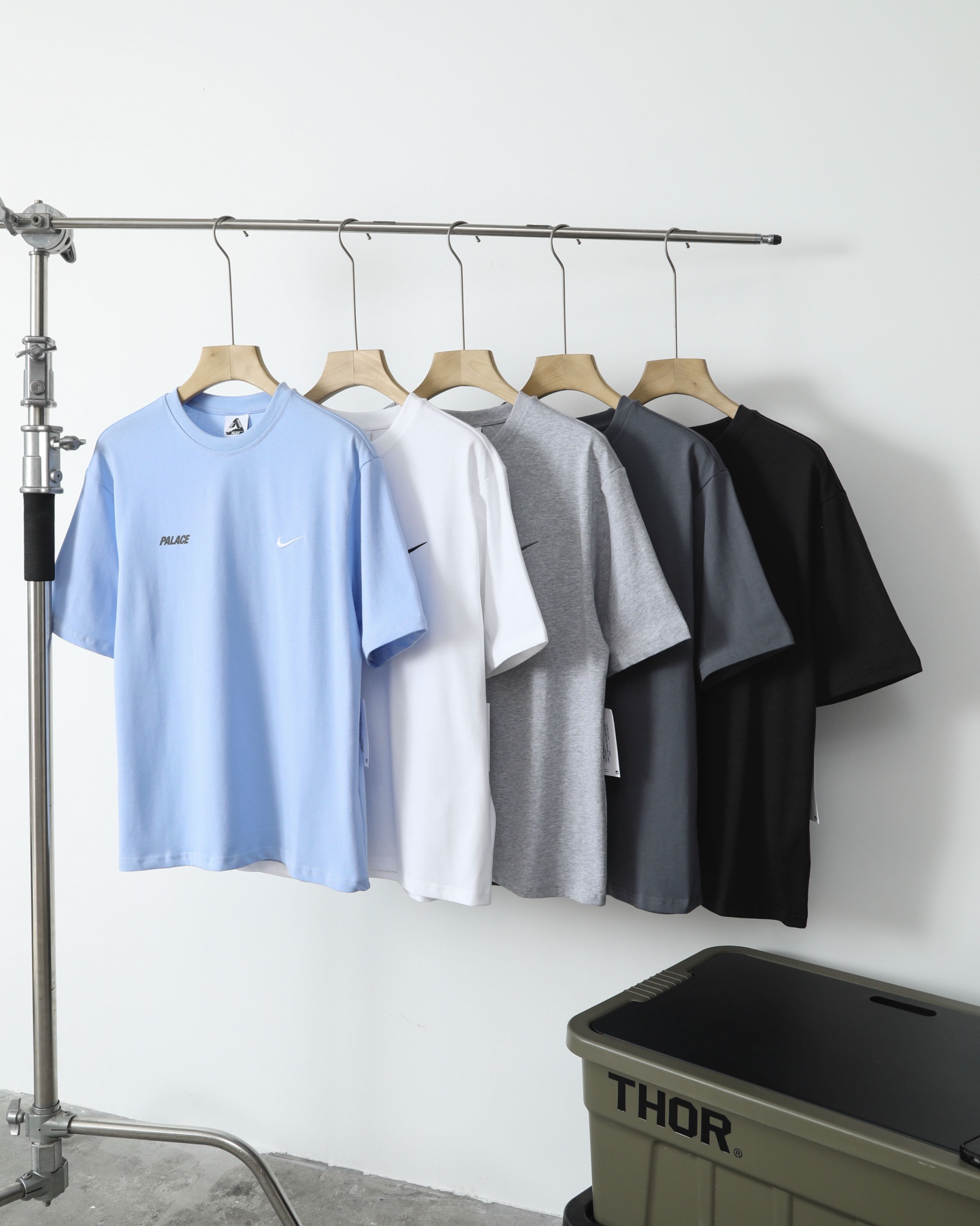 Nike T-Shirts Black detail view 1