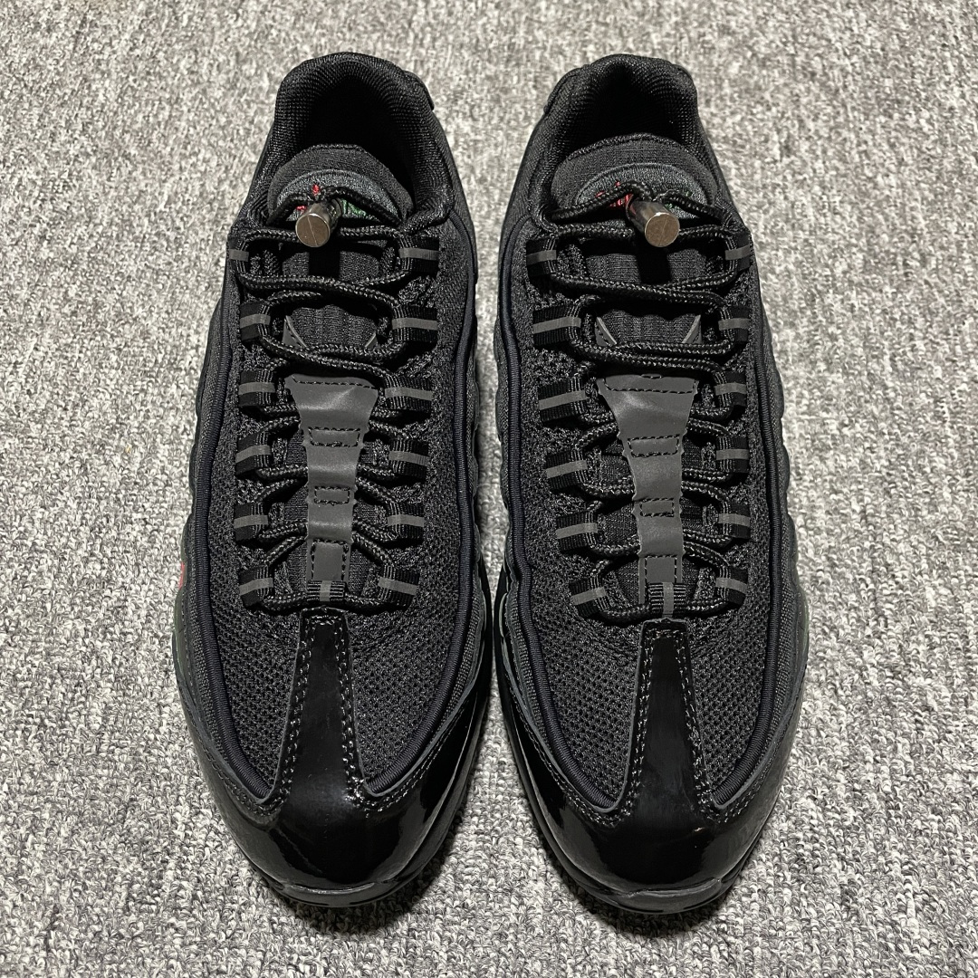Nike Air Max Sneakers Black main view