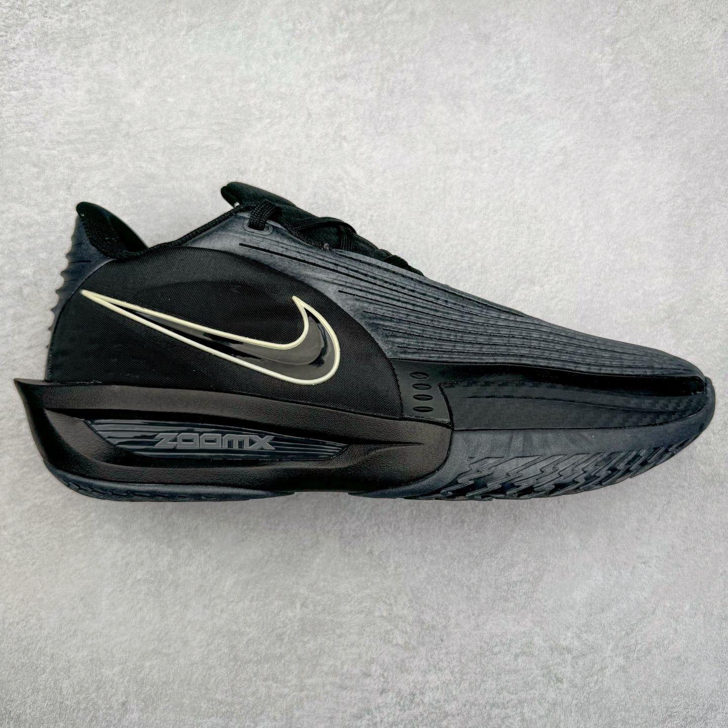Nike DJ6015-201 Basketball Shoes main view