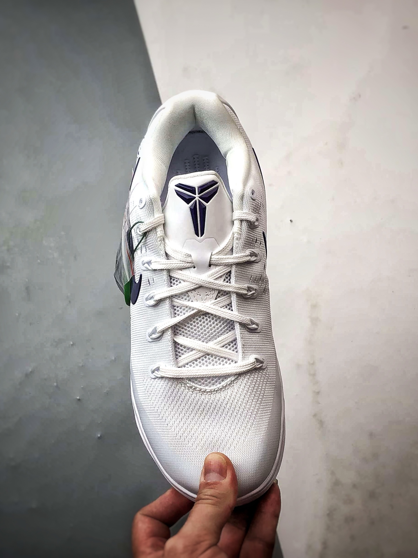 Nike IH1401-100 Basketball Shoes Purple detail view 1