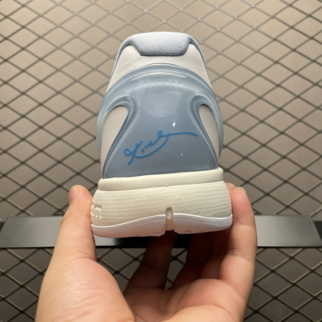 Nike IO3672-400 Basketball Shoes detail view 1