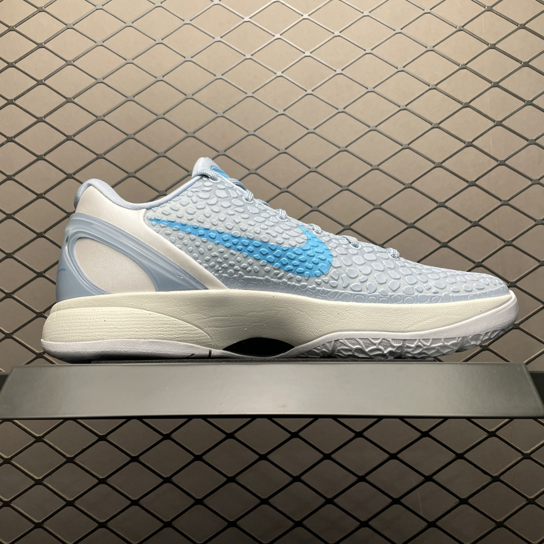 Nike IO3672-400 Basketball Shoes detail view 2