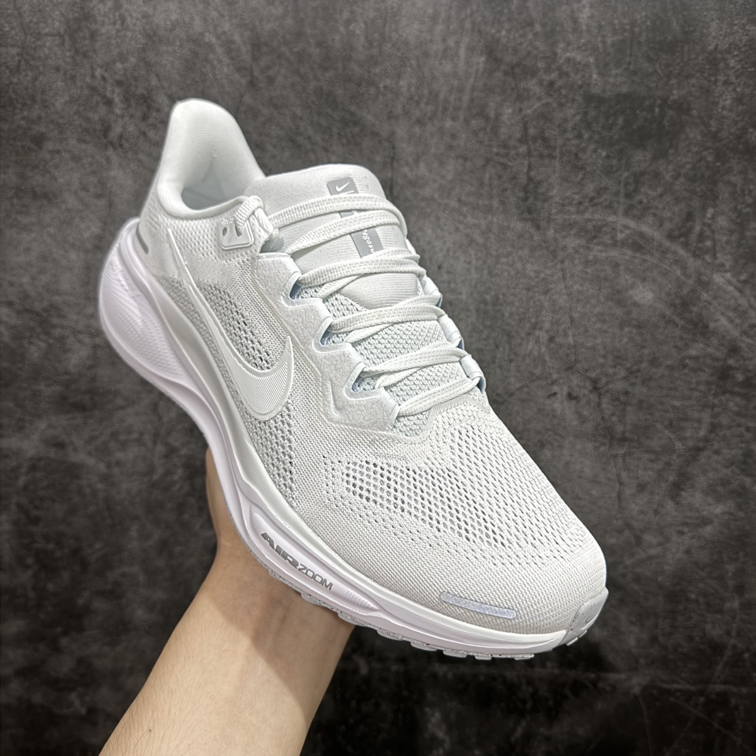 Nike FD2722-102 Running Shoes detail view 2