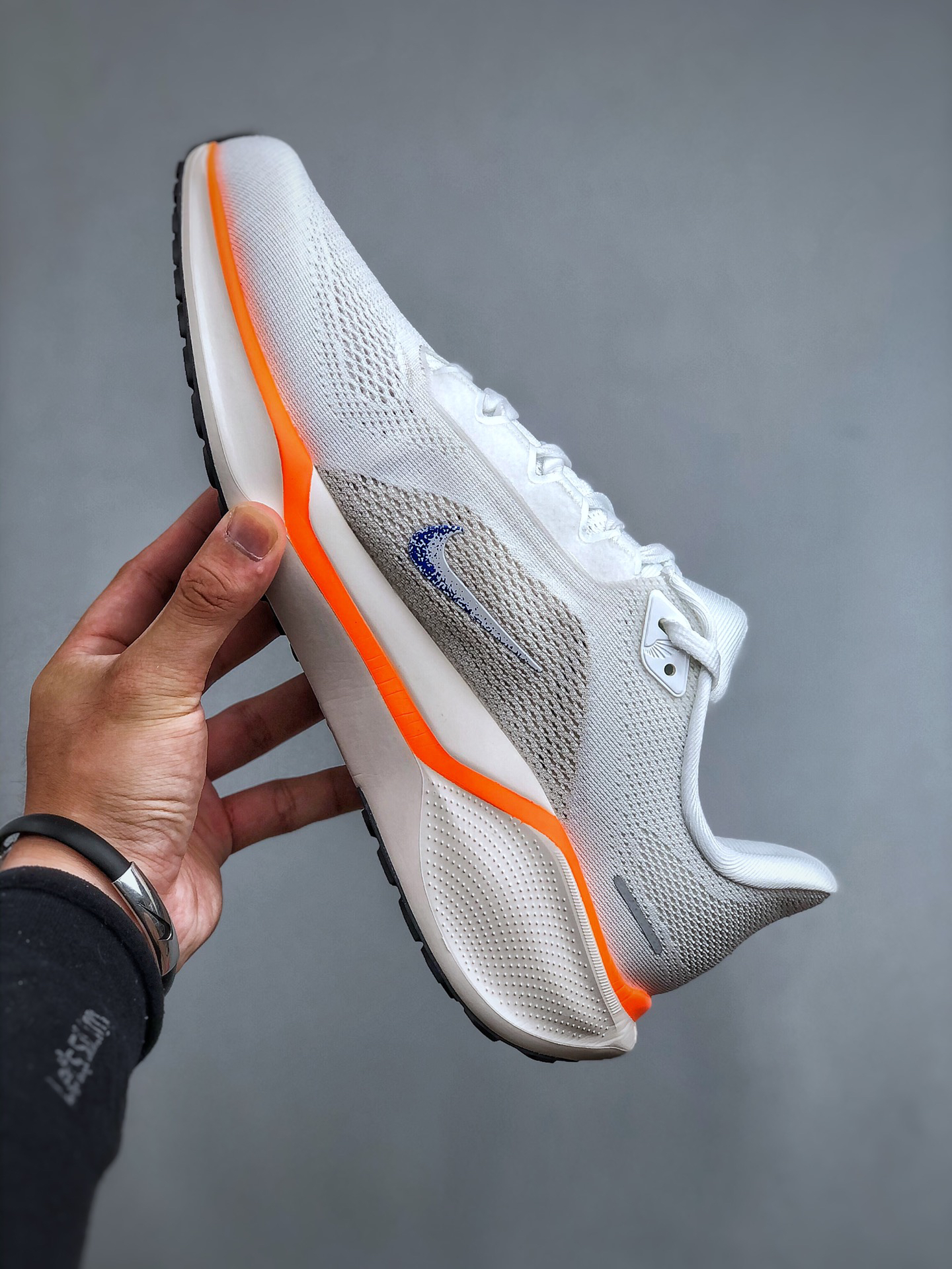 Nike HF0013-900 Running Shoes detail view 1