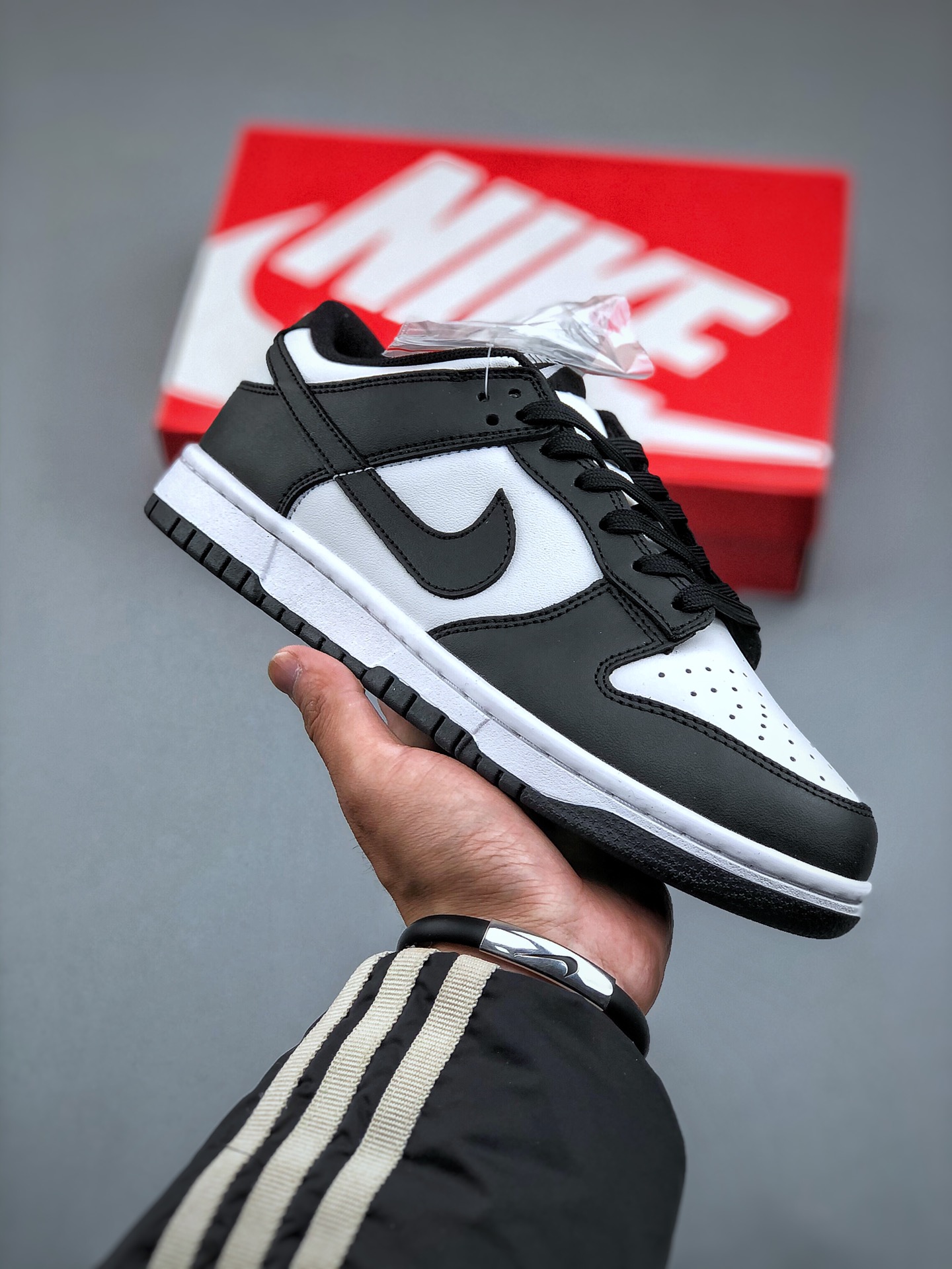 Nike Dunk Sneakers Black and White main view