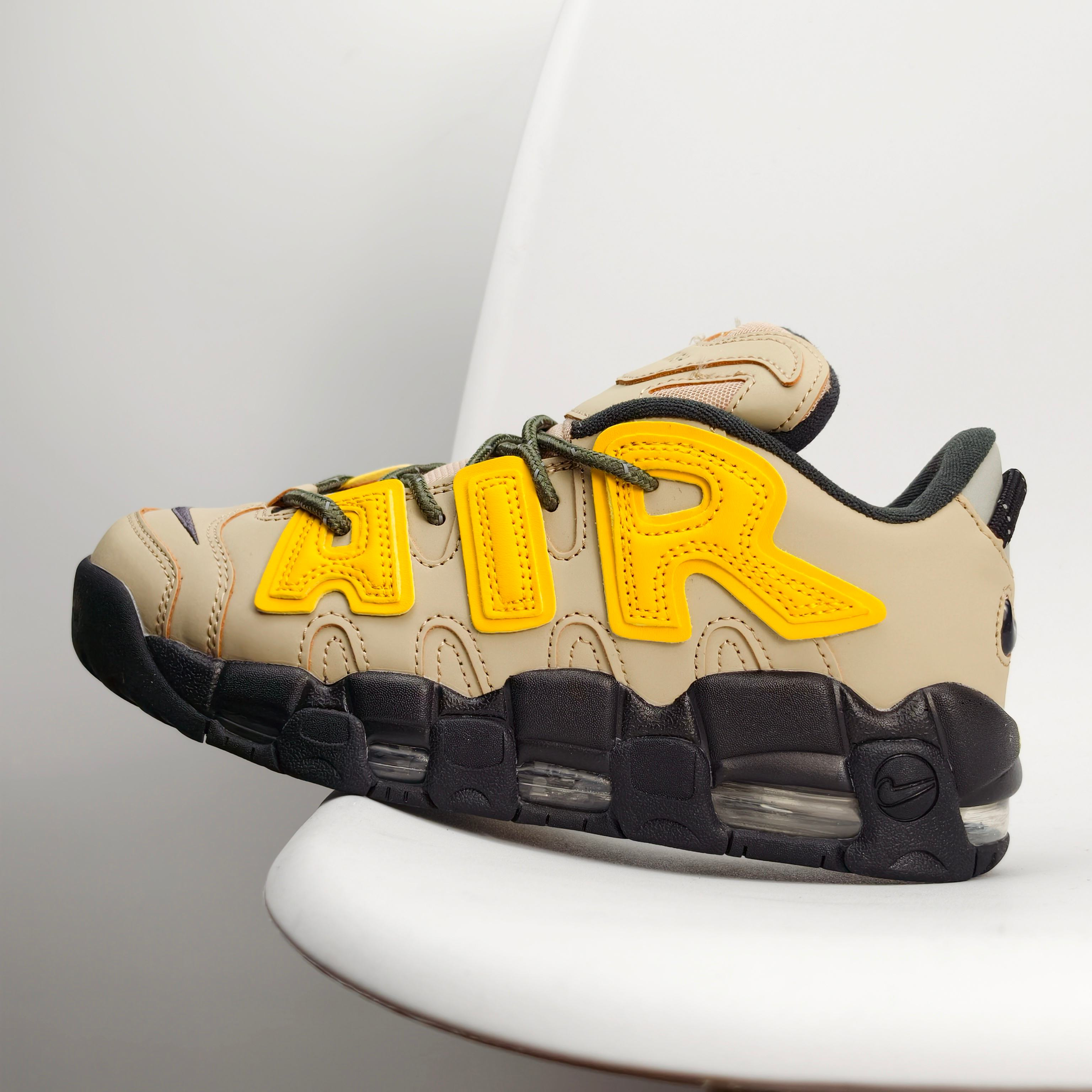 Nike Air More Uptempo Basketball Shoes Green main view
