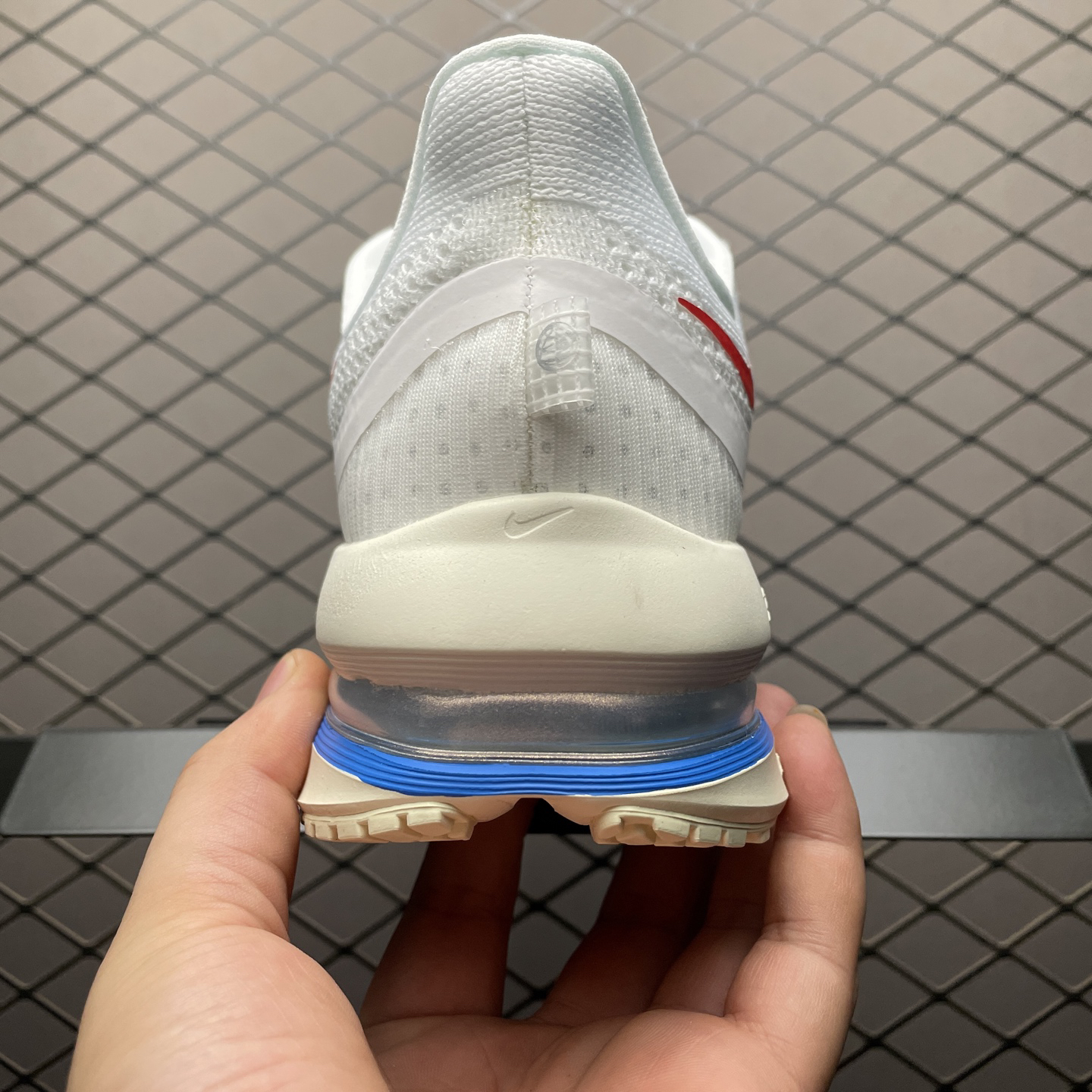 Nike IH7347-111 Running Shoes detail view 1