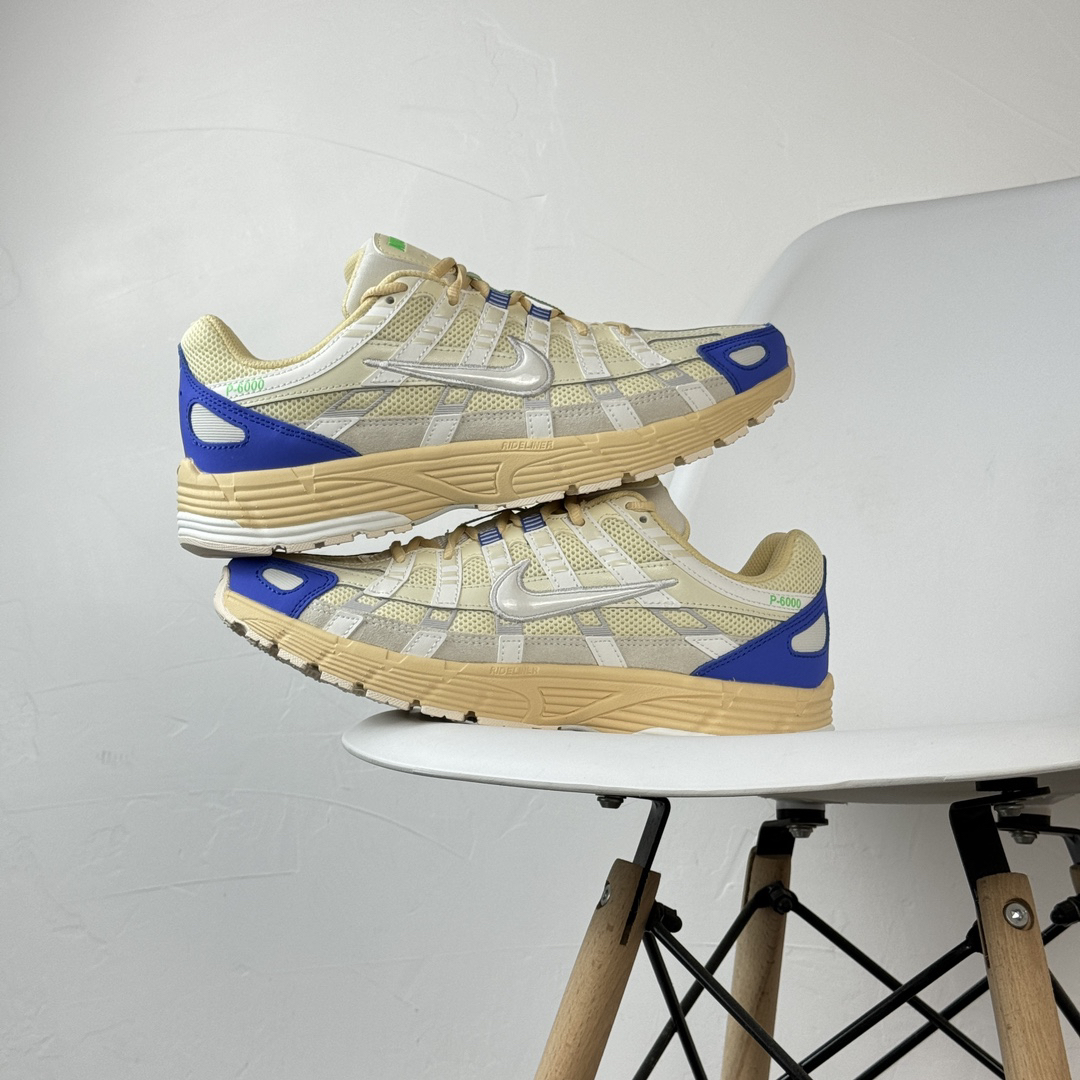 Nike FJ5443 113 Running Shoes detail view 1