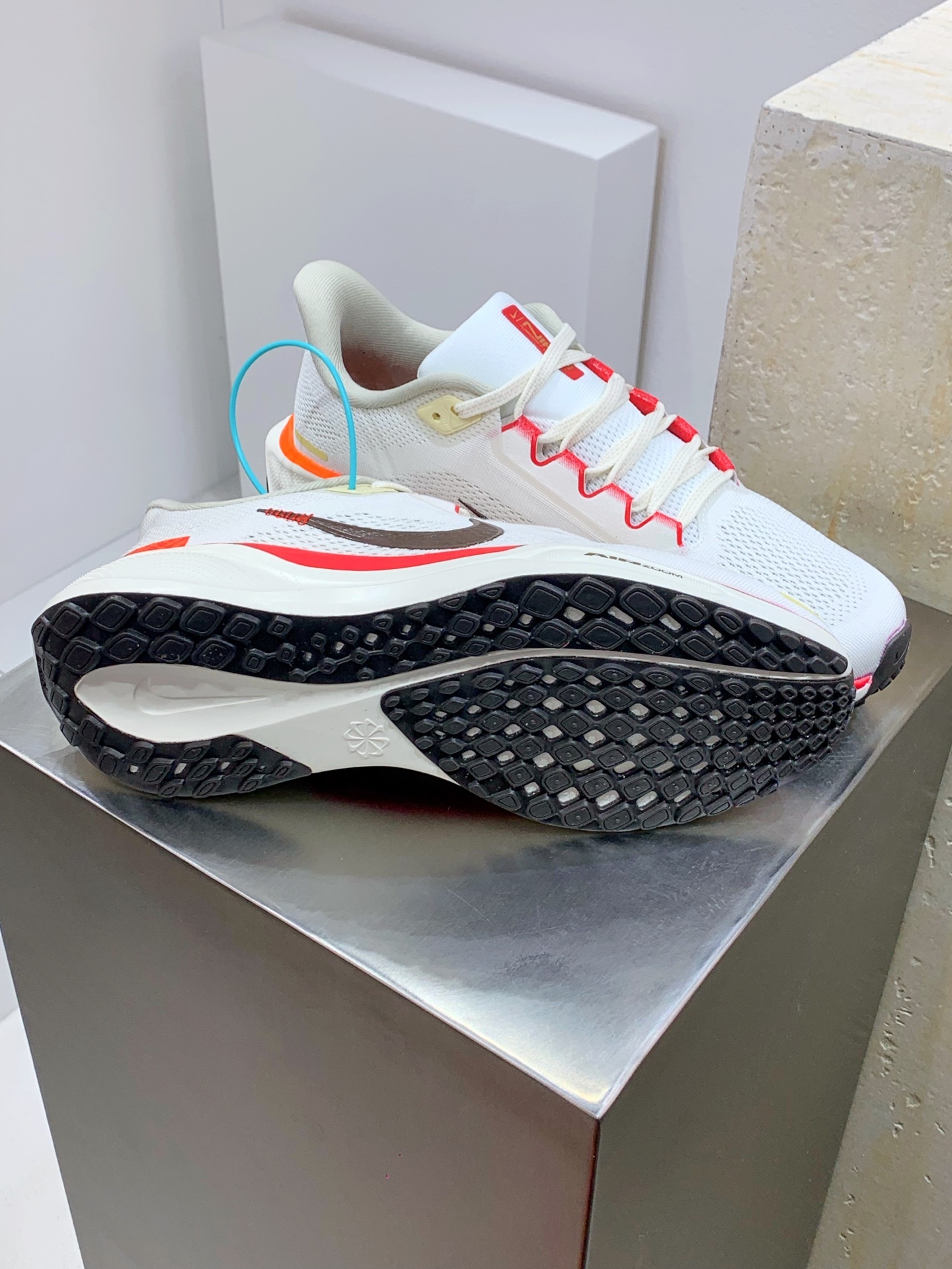 Nike Air Force 1 Low White / Grey detail view 6