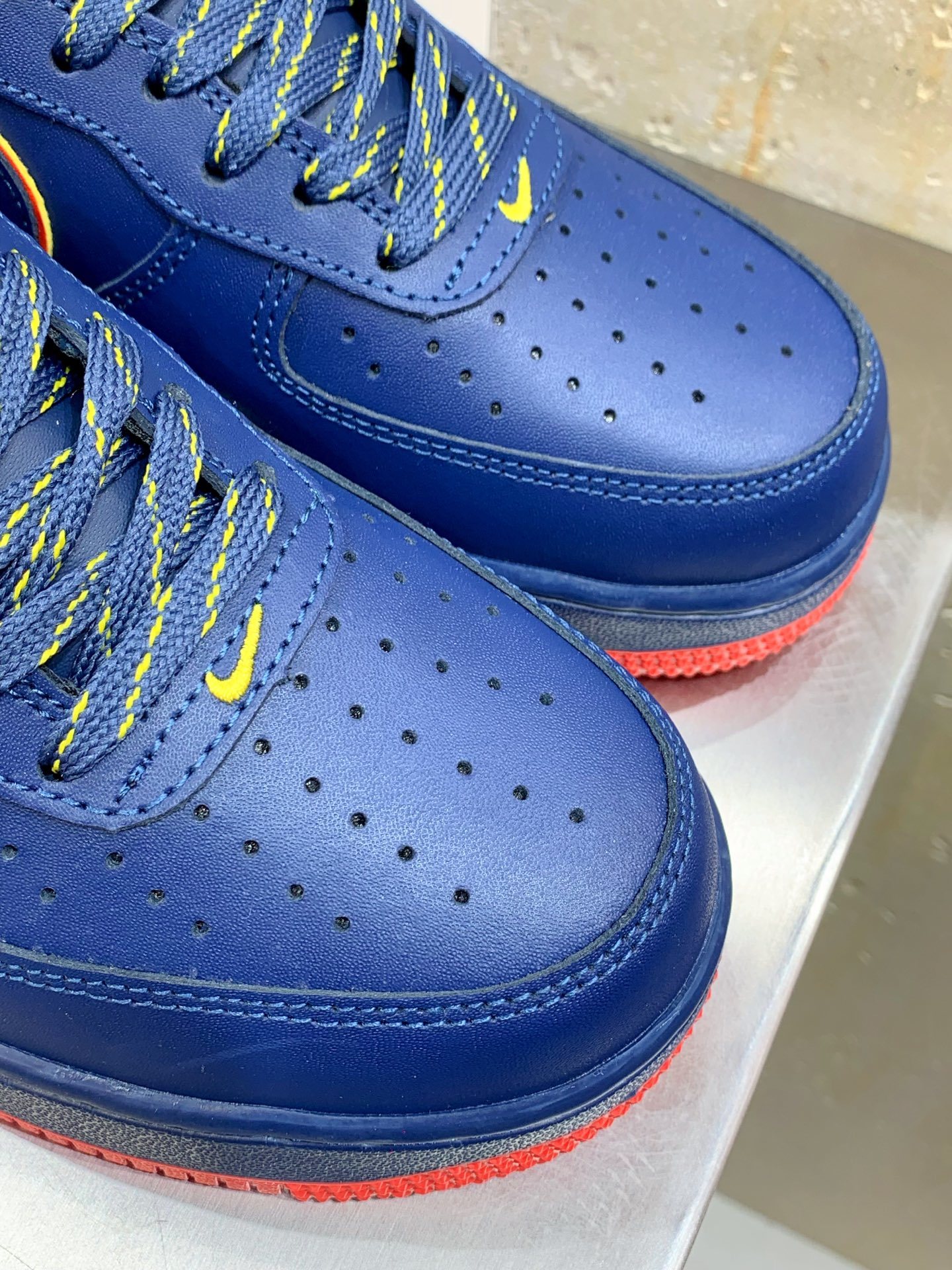 Nike Air Force 1 Low Blue / White main view