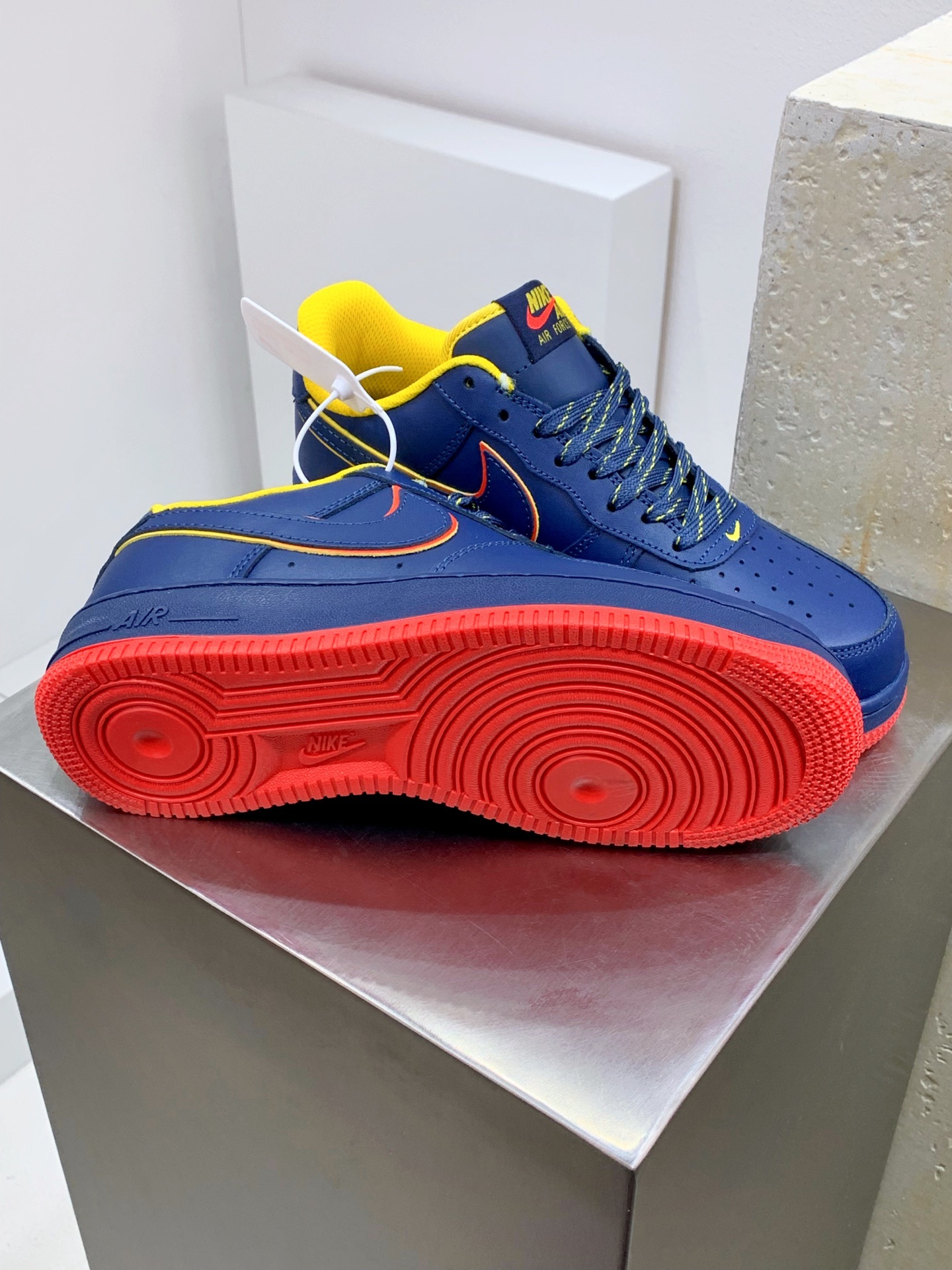 Nike Air Force 1 Low Blue / White detail view 6