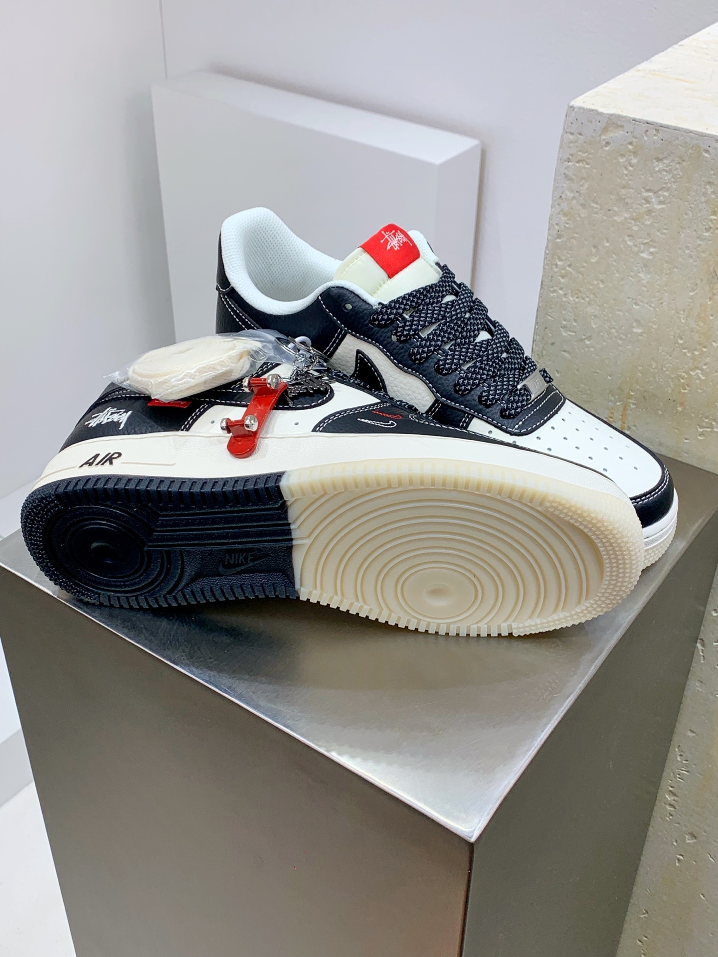 Nike Air Force 1 Low White / Grey detail view 6