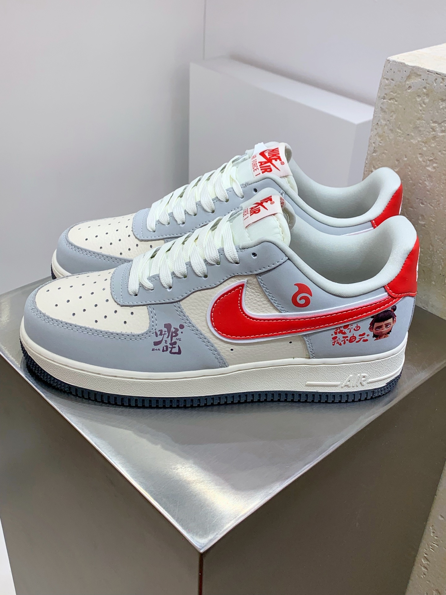 Nike Air Force 1 Low White / Grey detail view 8