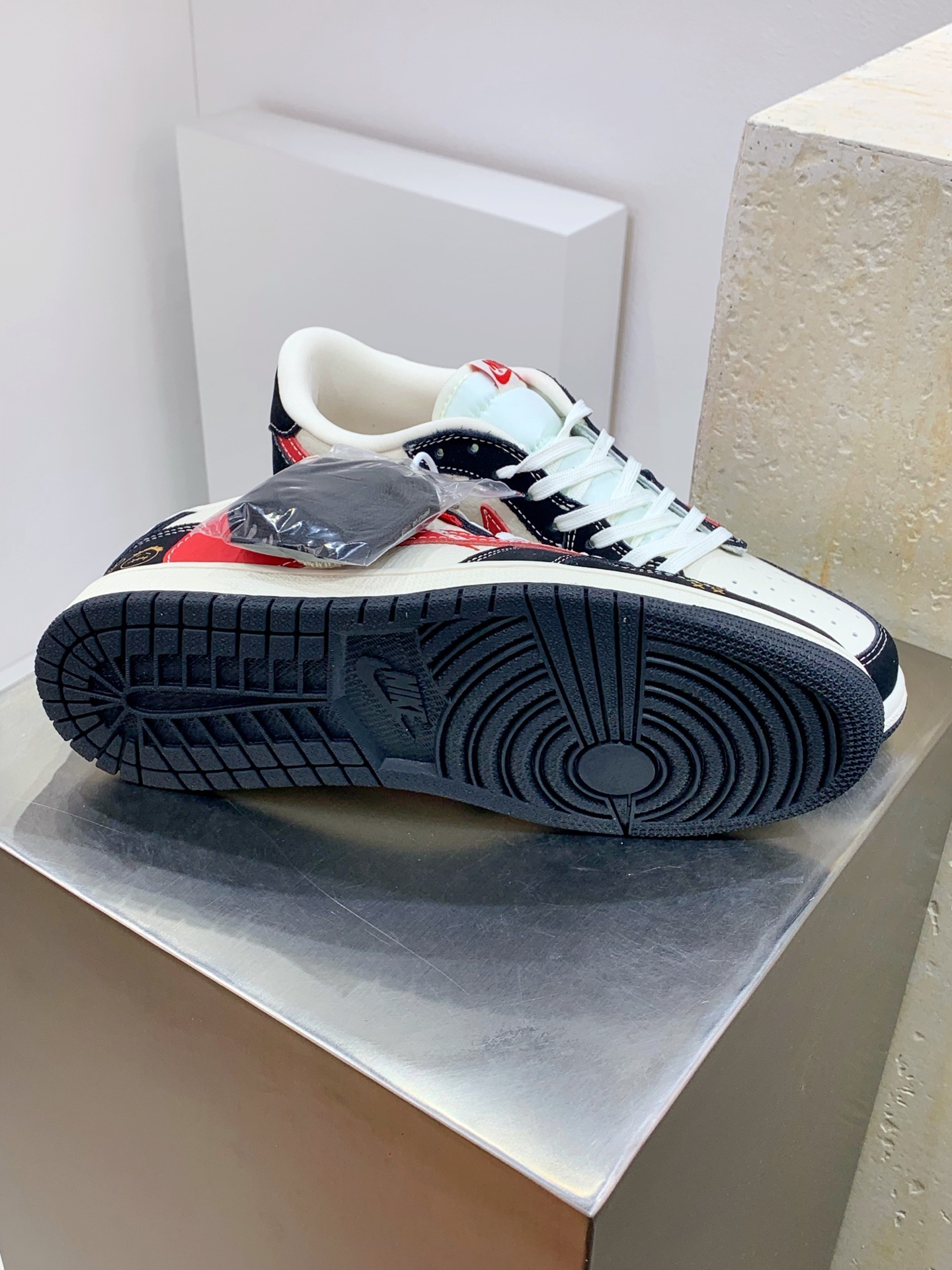 Nike Air Force 1 Low White / Grey detail view 6