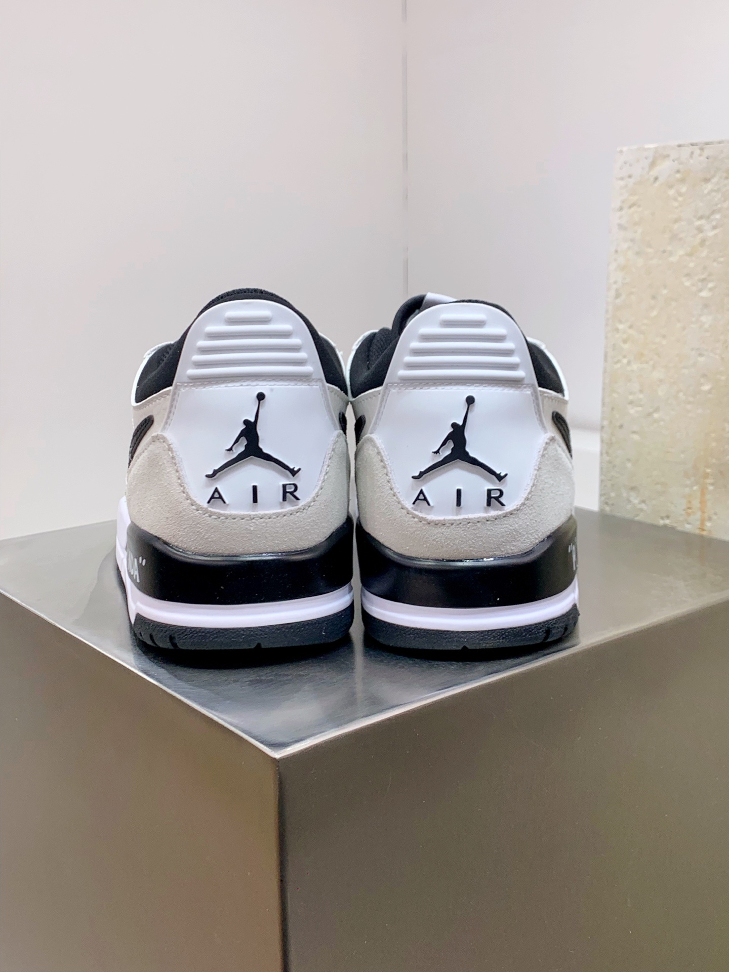 Nike Air Force 1 Low White / Grey detail view 4