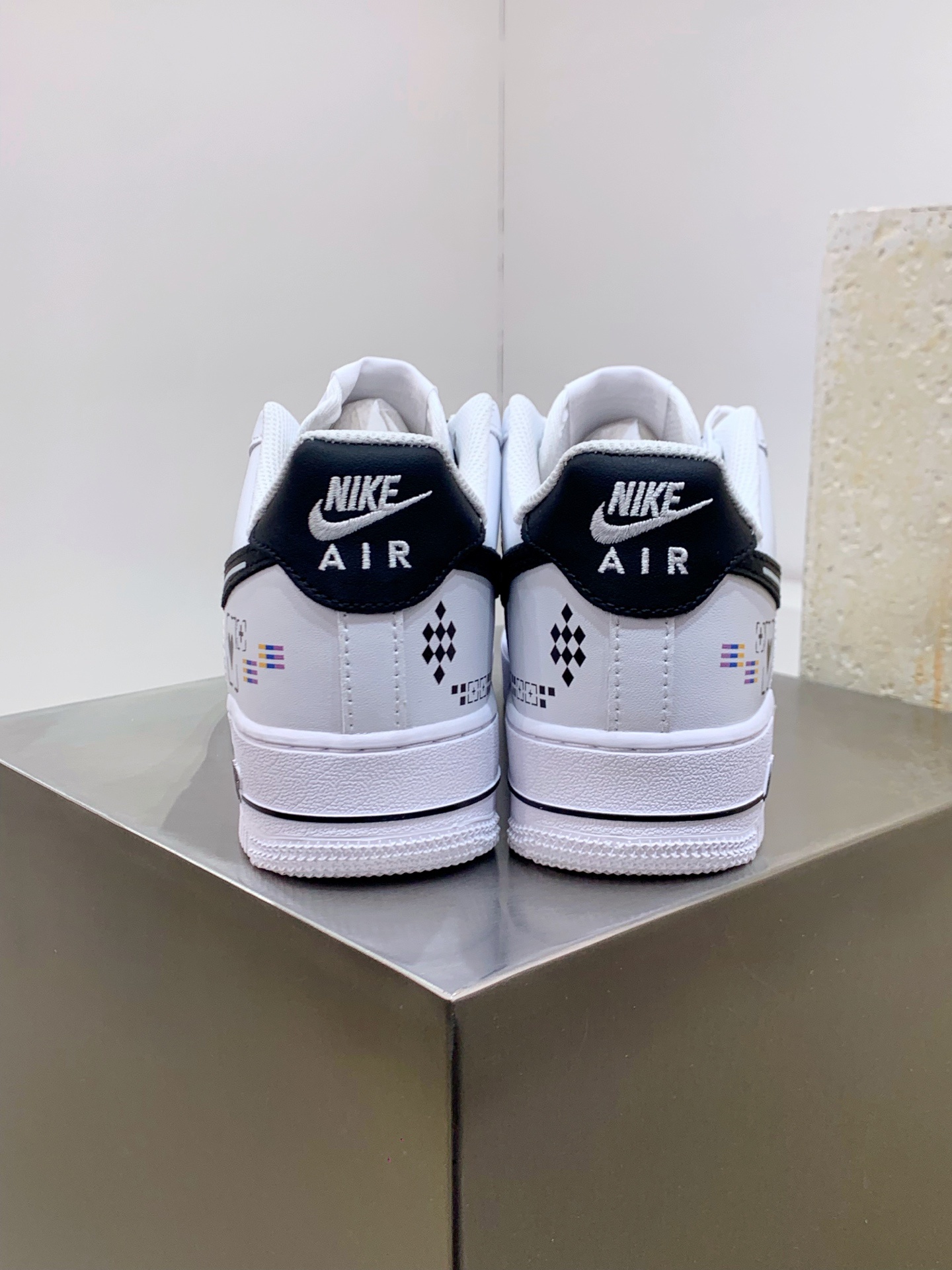 Nike Air Force 1 Low Blue / White detail view 3