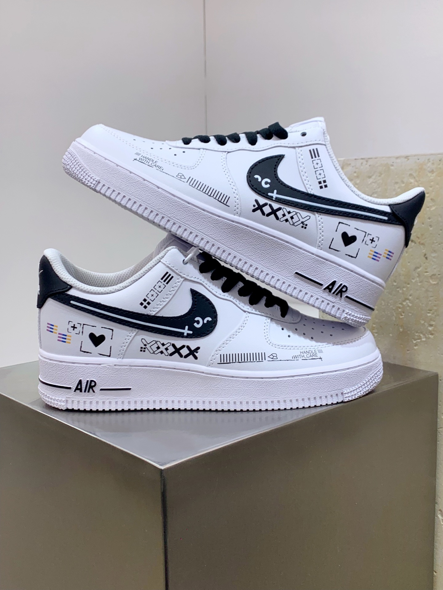Nike Air Force 1 Low Blue / White detail view 5