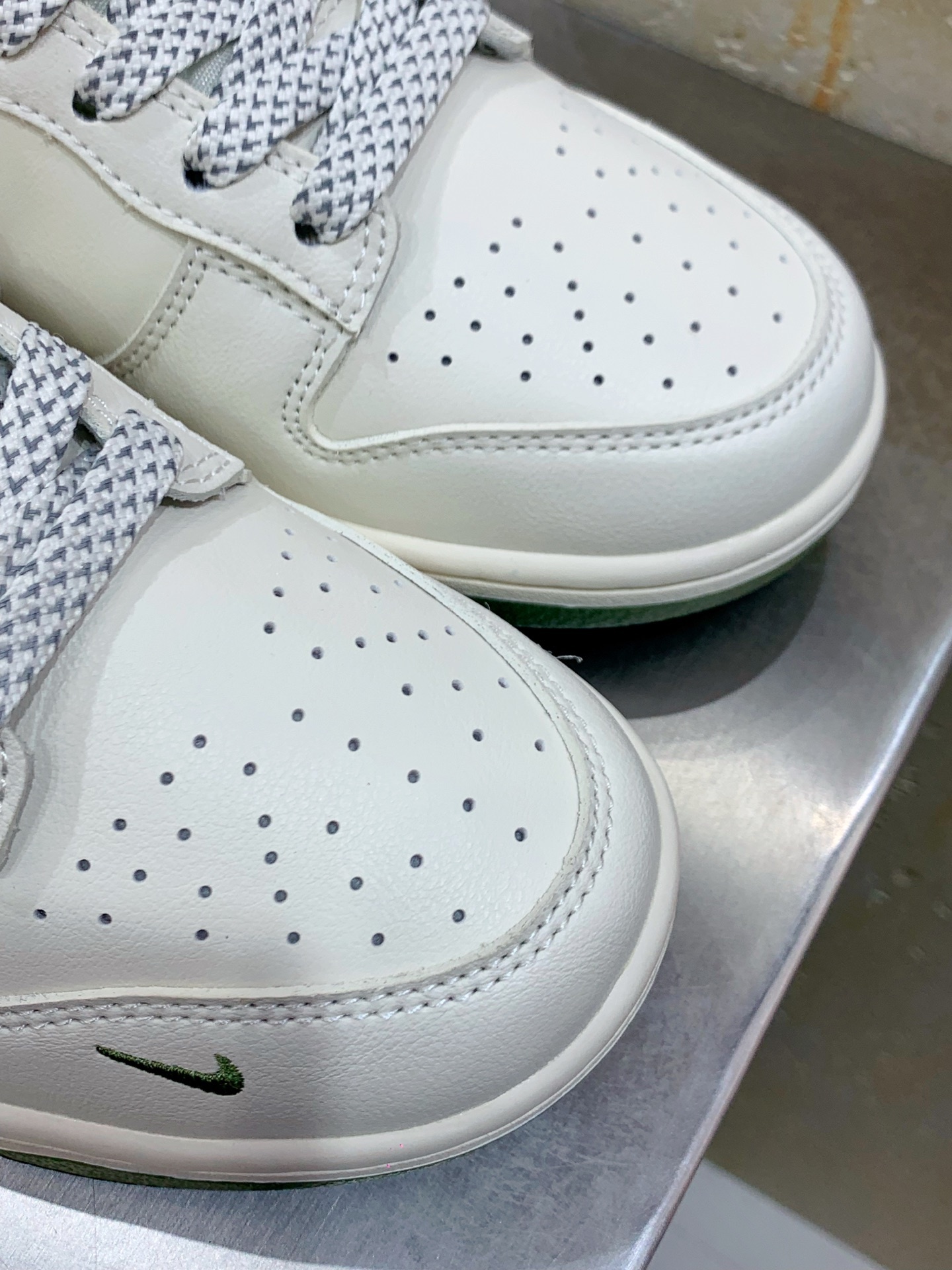 Nike Air Force 1 Low White / Grey main view