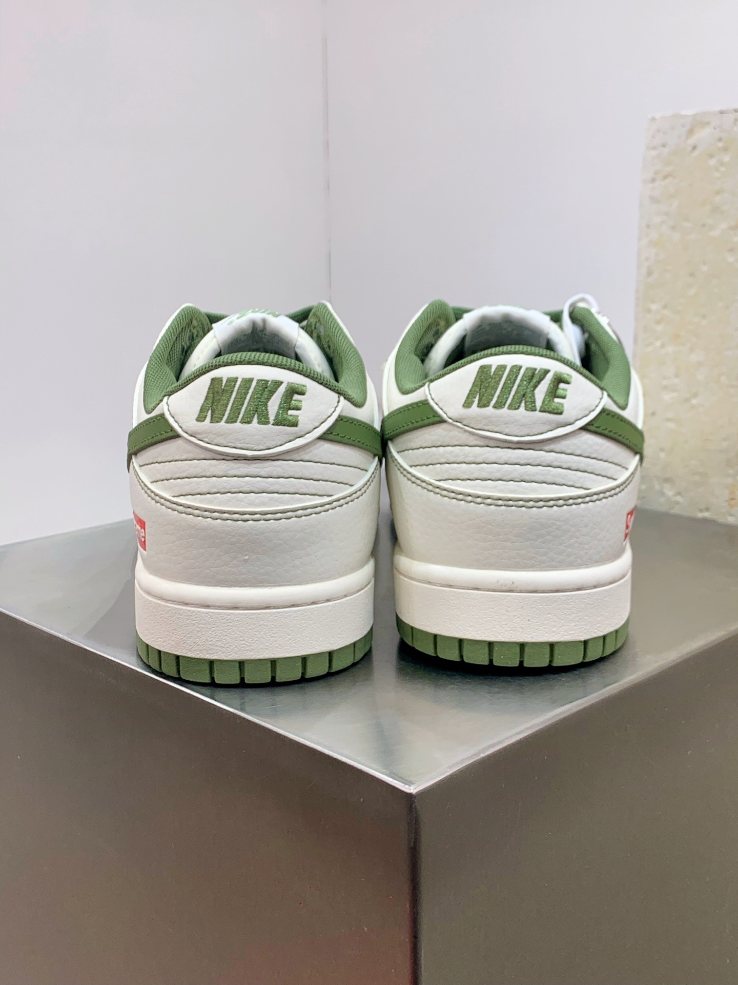 Nike Air Force 1 Low White / Grey detail view 3