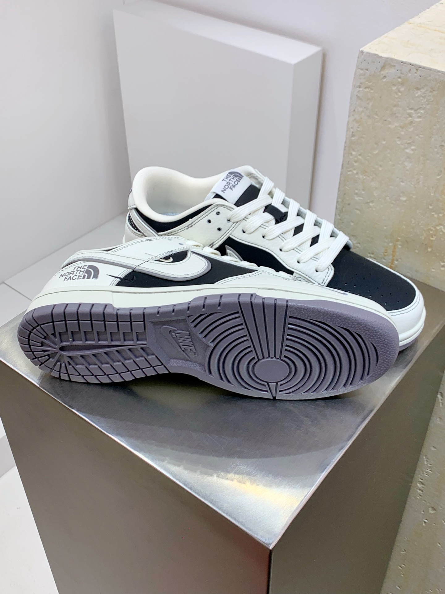 Nike Air Force 1 Low White / Grey detail view 6