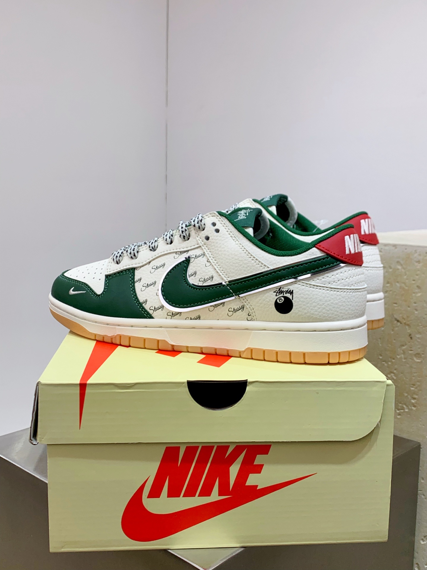 Nike Air Force 1 Low White / Grey detail view 4