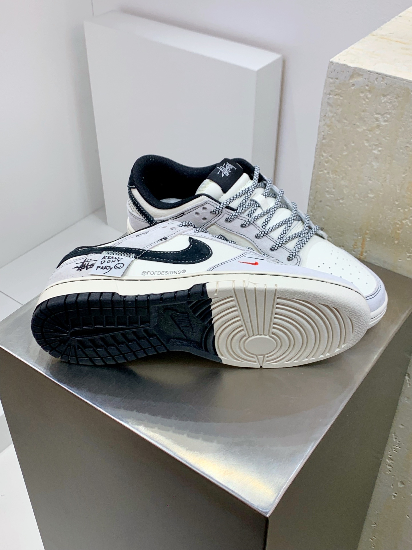 Nike Air Force 1 Low White / Grey detail view 6
