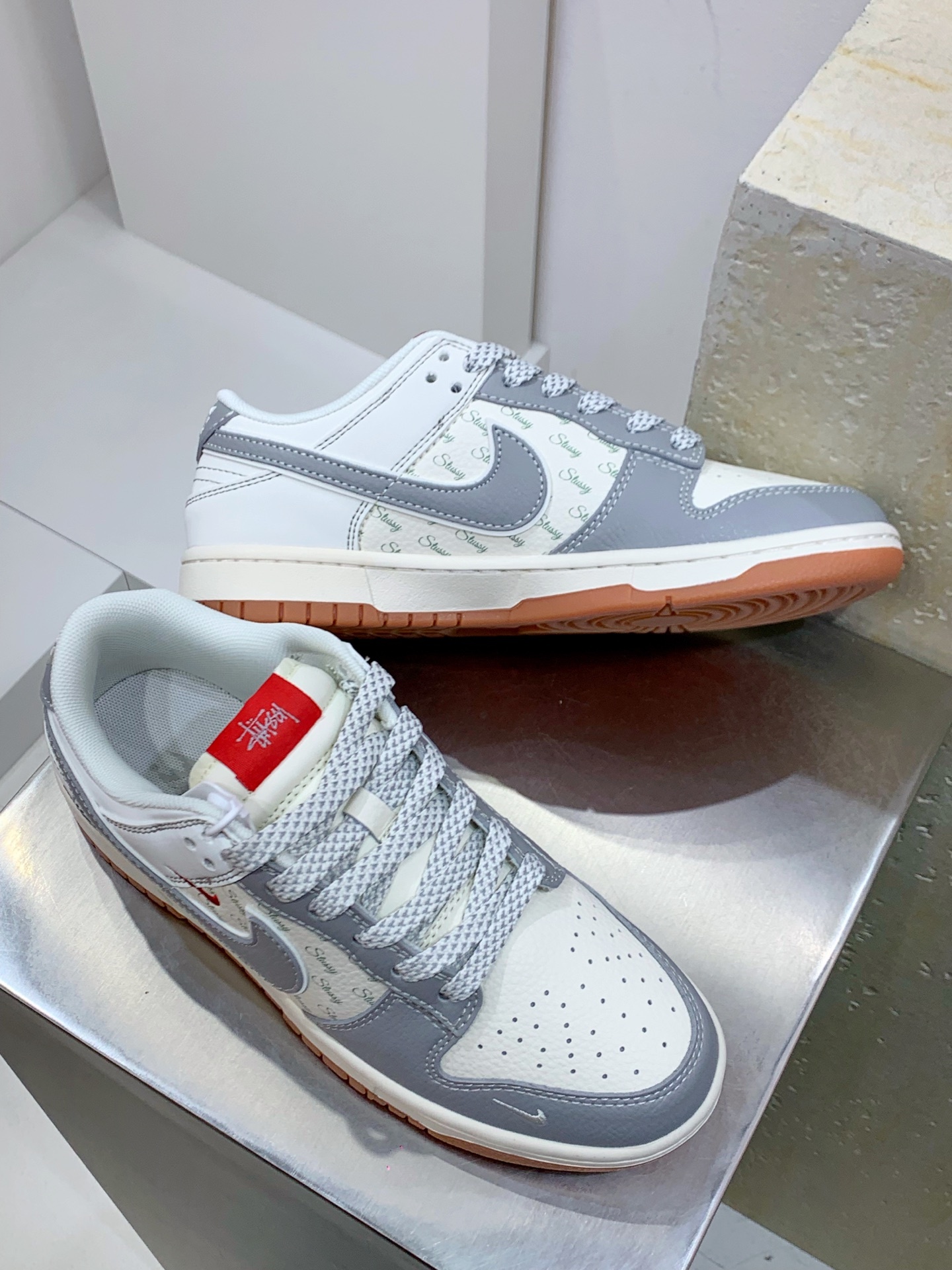 Nike Air Force 1 Low White / Grey detail view 7