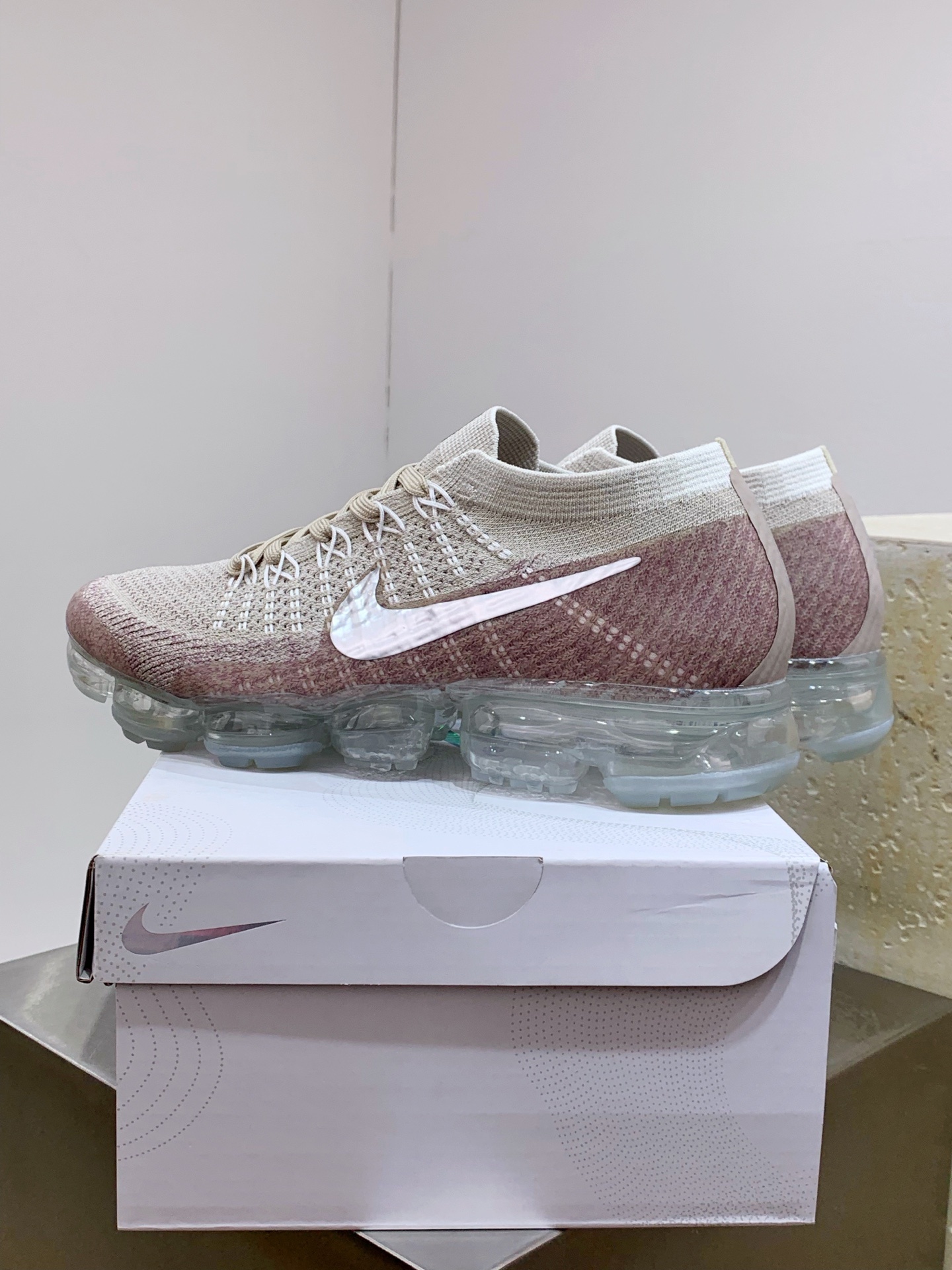Nike Other Running White / Grey detail view 3