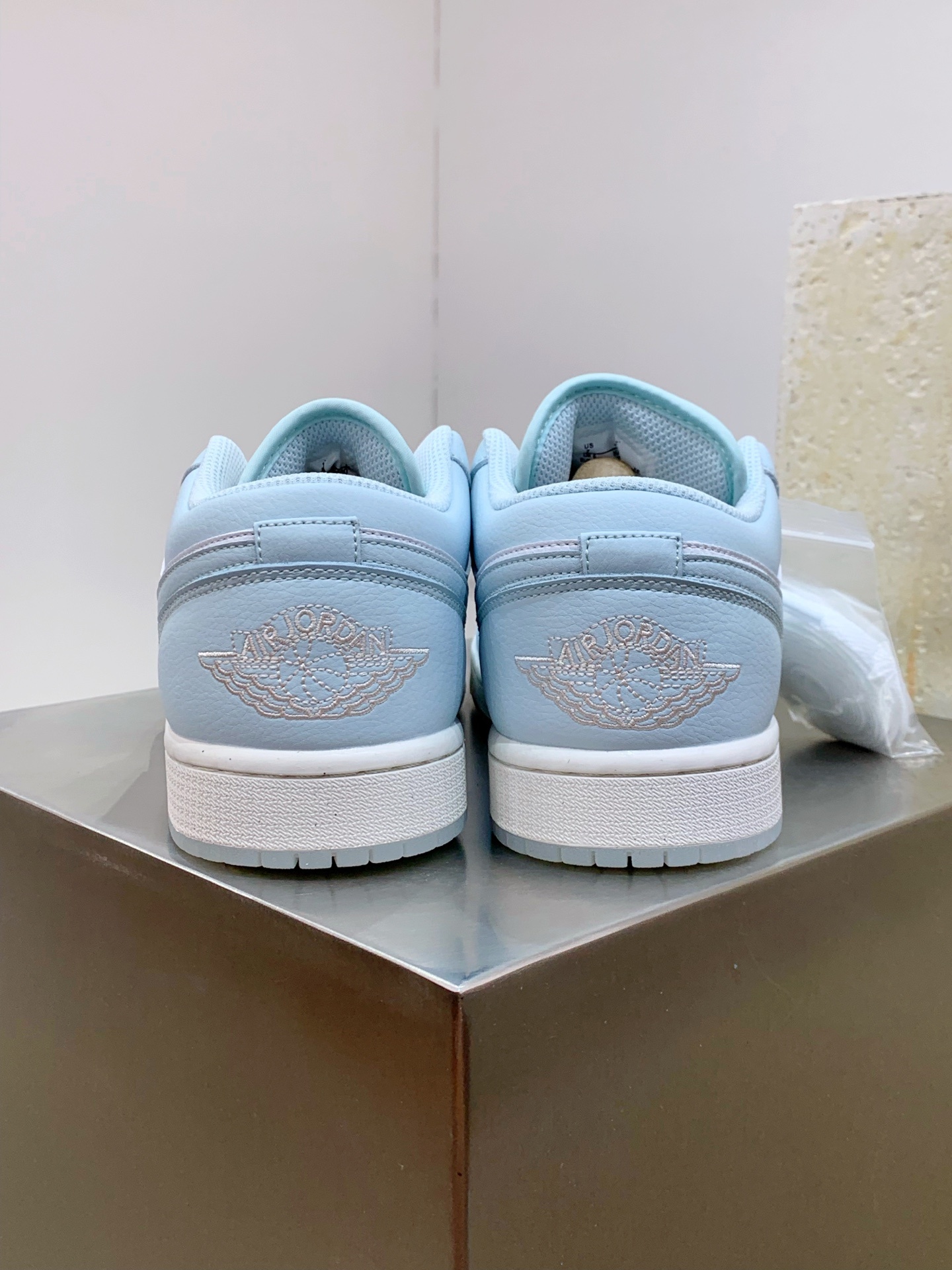 Nike Air Force 1 Low Blue / Grey detail view 3
