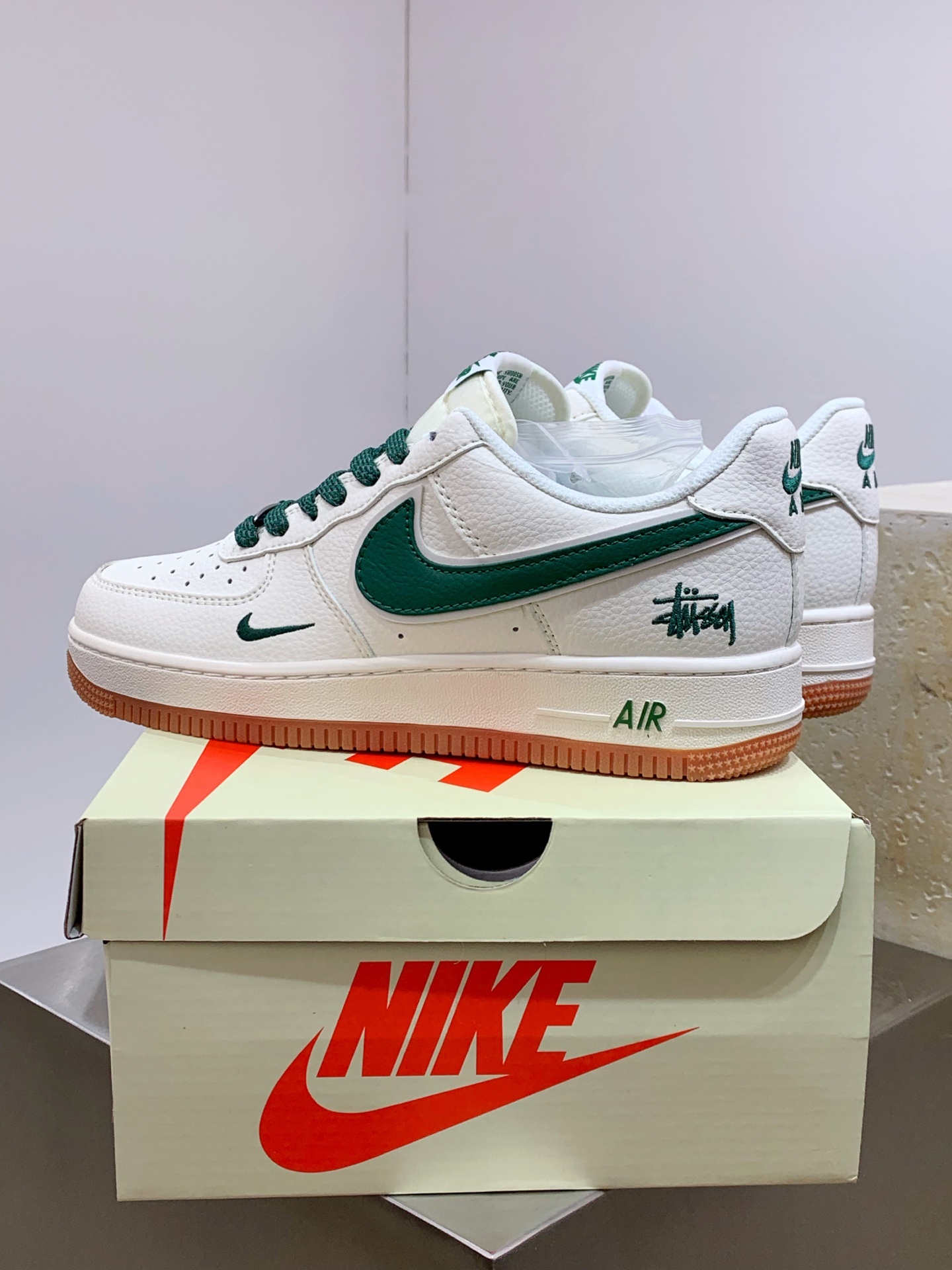 Nike Air Force 1 Low White / Grey detail view 4