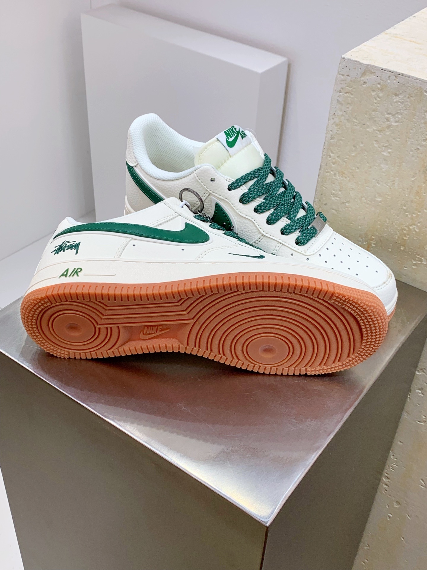 Nike Air Force 1 Low White / Grey detail view 6