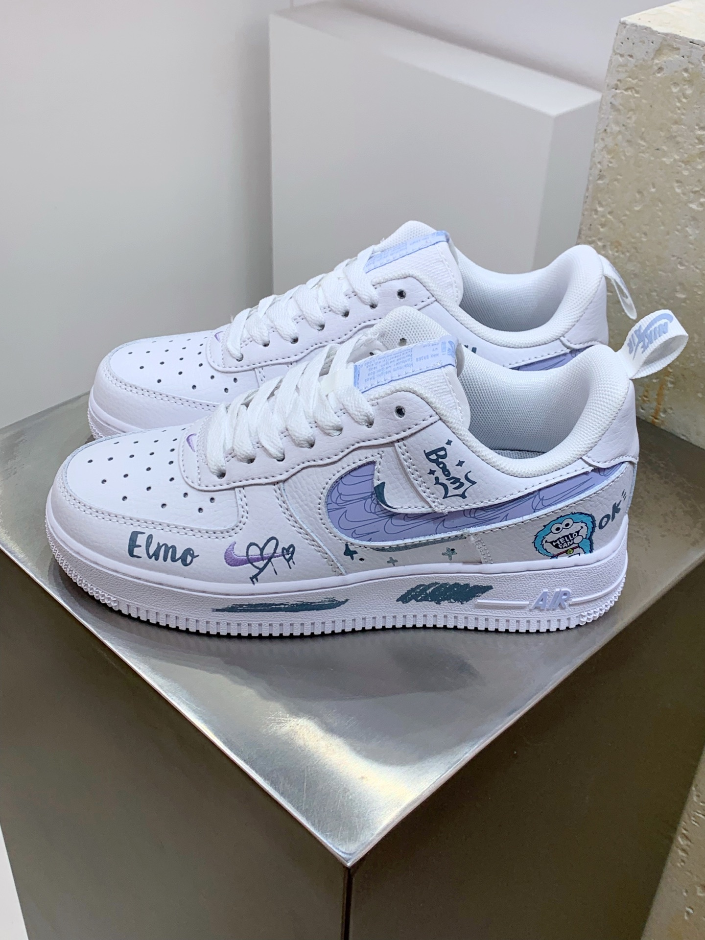 Nike Air Force 1 Low Blue / White detail view 8