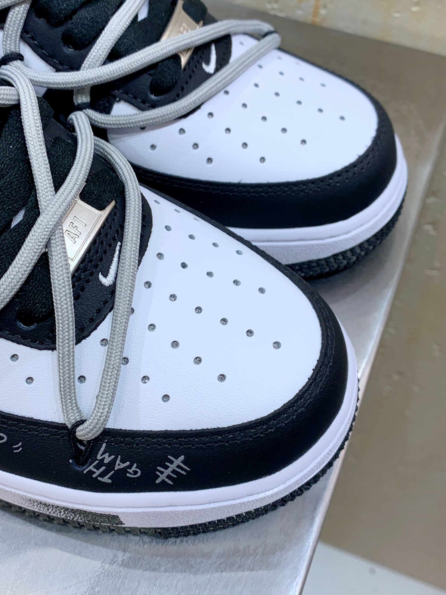 Nike Air Force 1 Low White / Grey main view