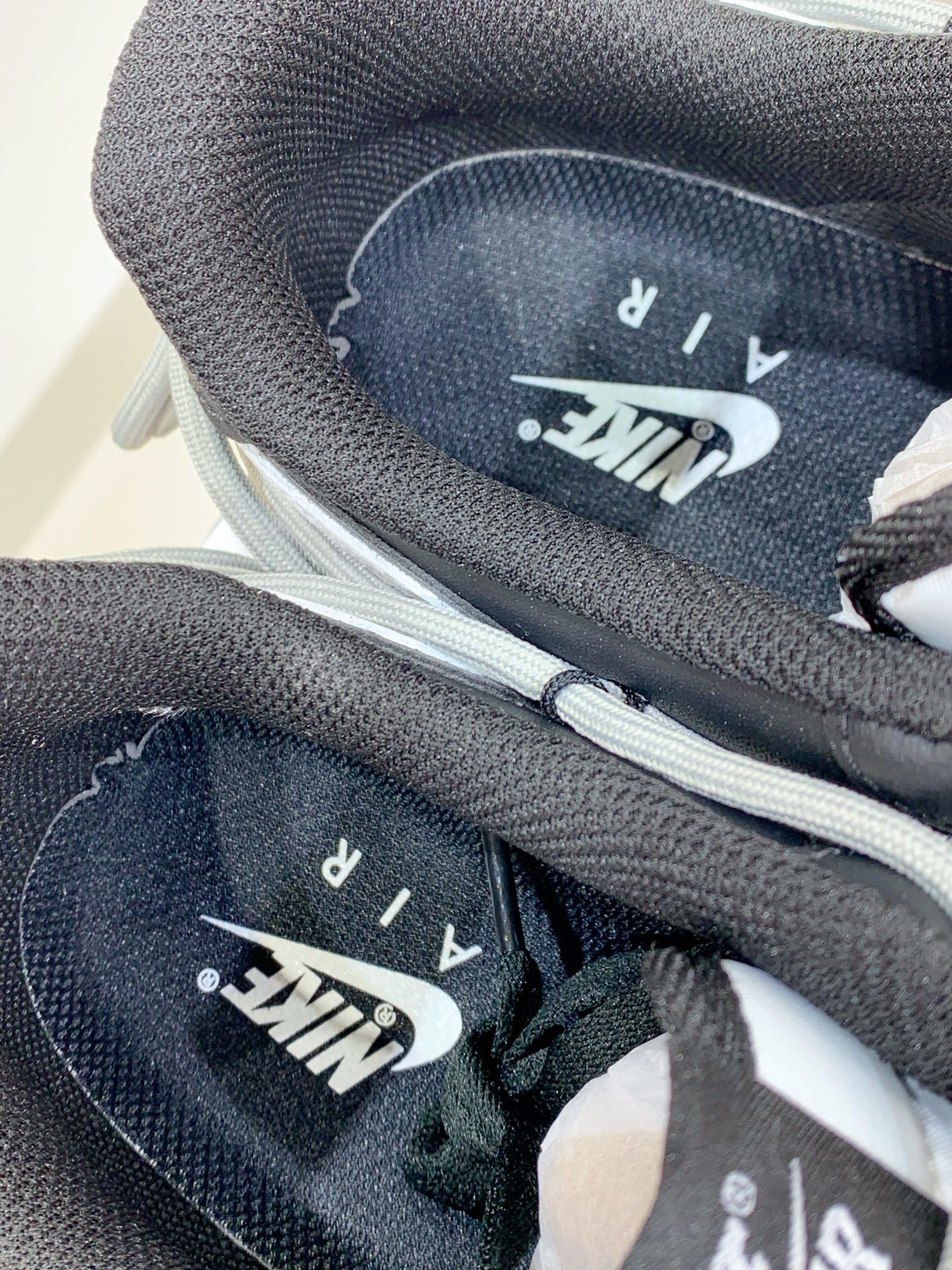 Nike Air Force 1 Low White / Grey detail view 2