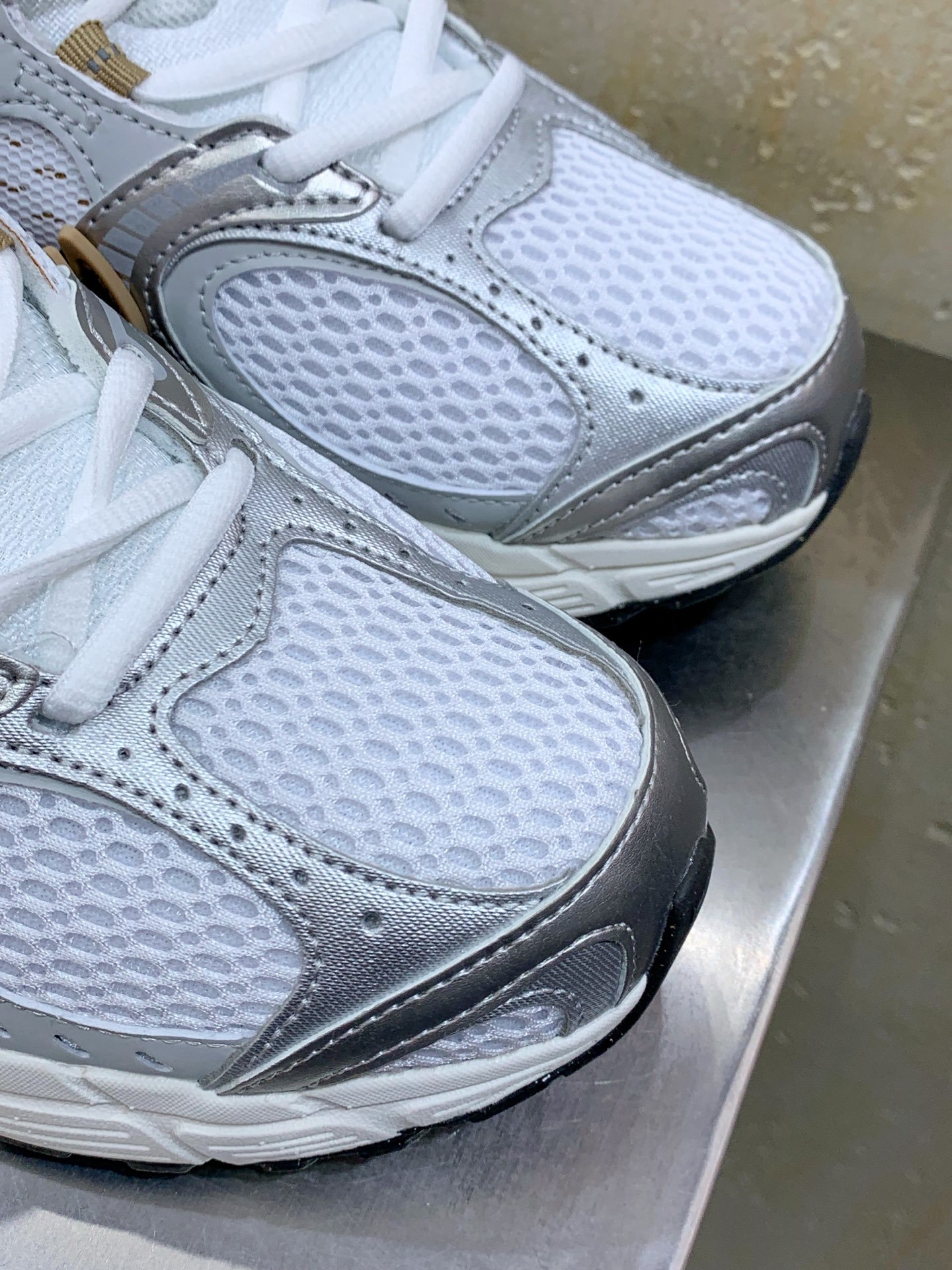 Nike P-6000 White / Grey main view