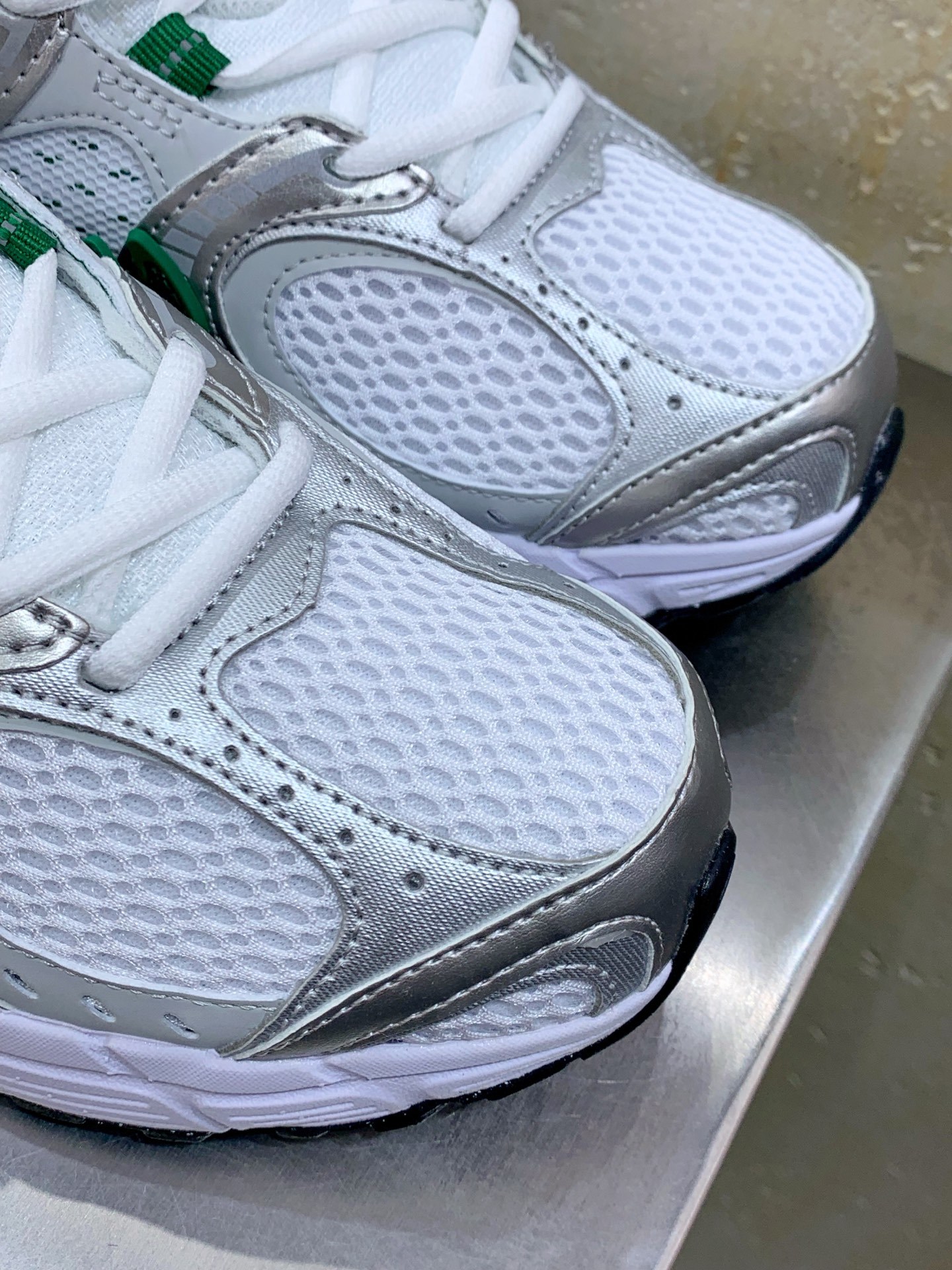 Nike P-6000 White / Grey main view
