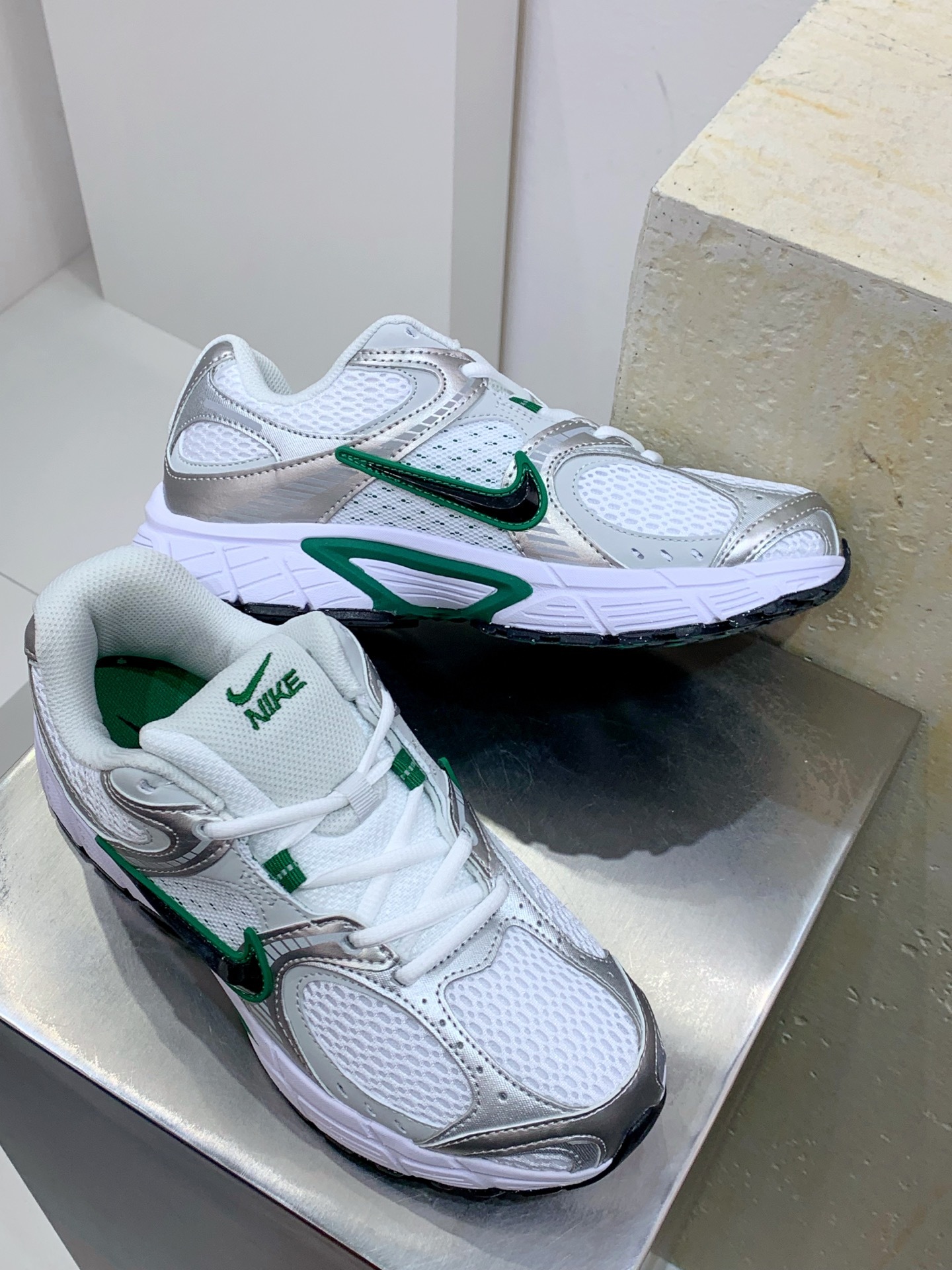 Nike P-6000 White / Grey detail view 7