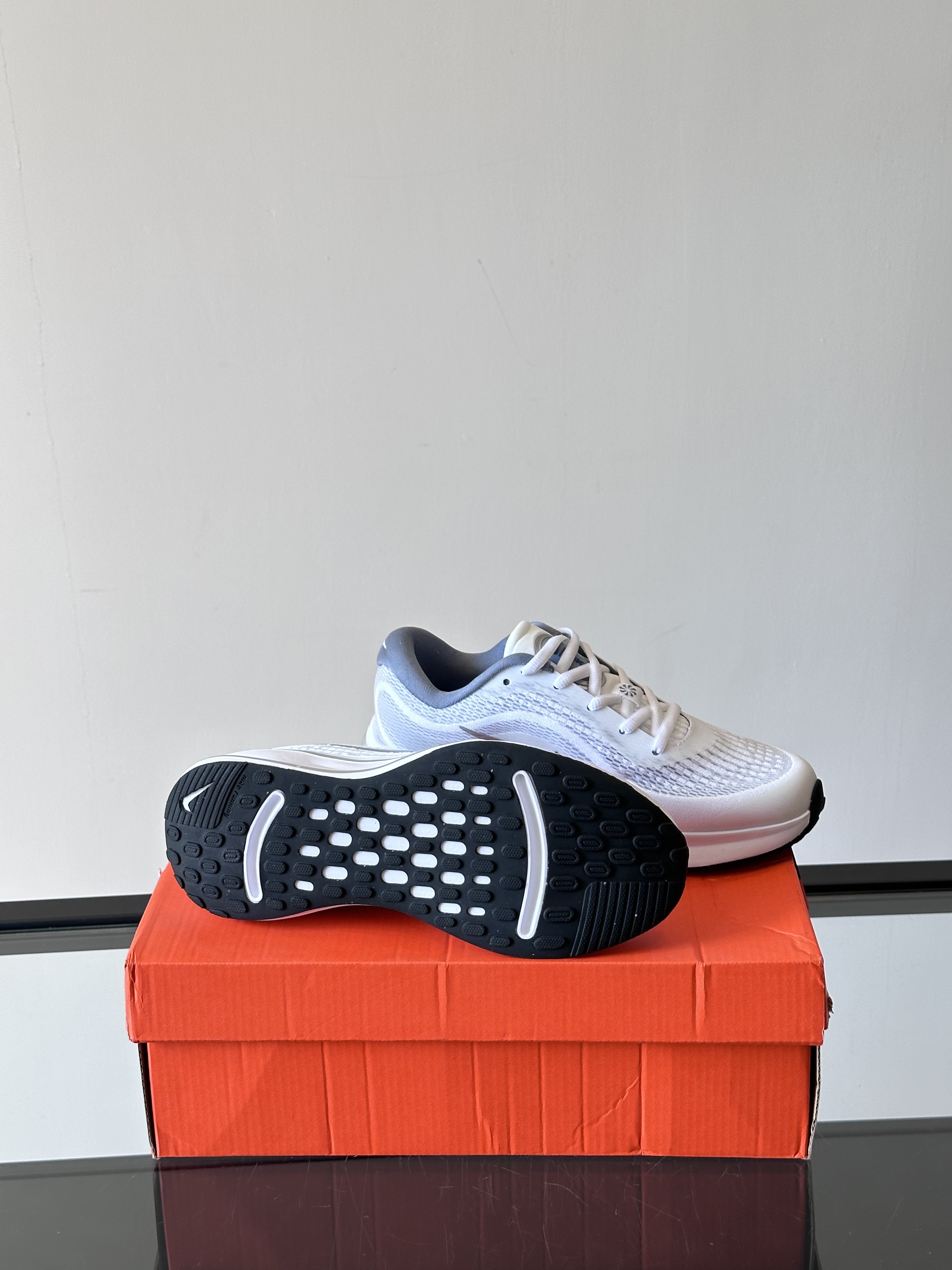 Nike Air Max 95 White / Burgundy main view