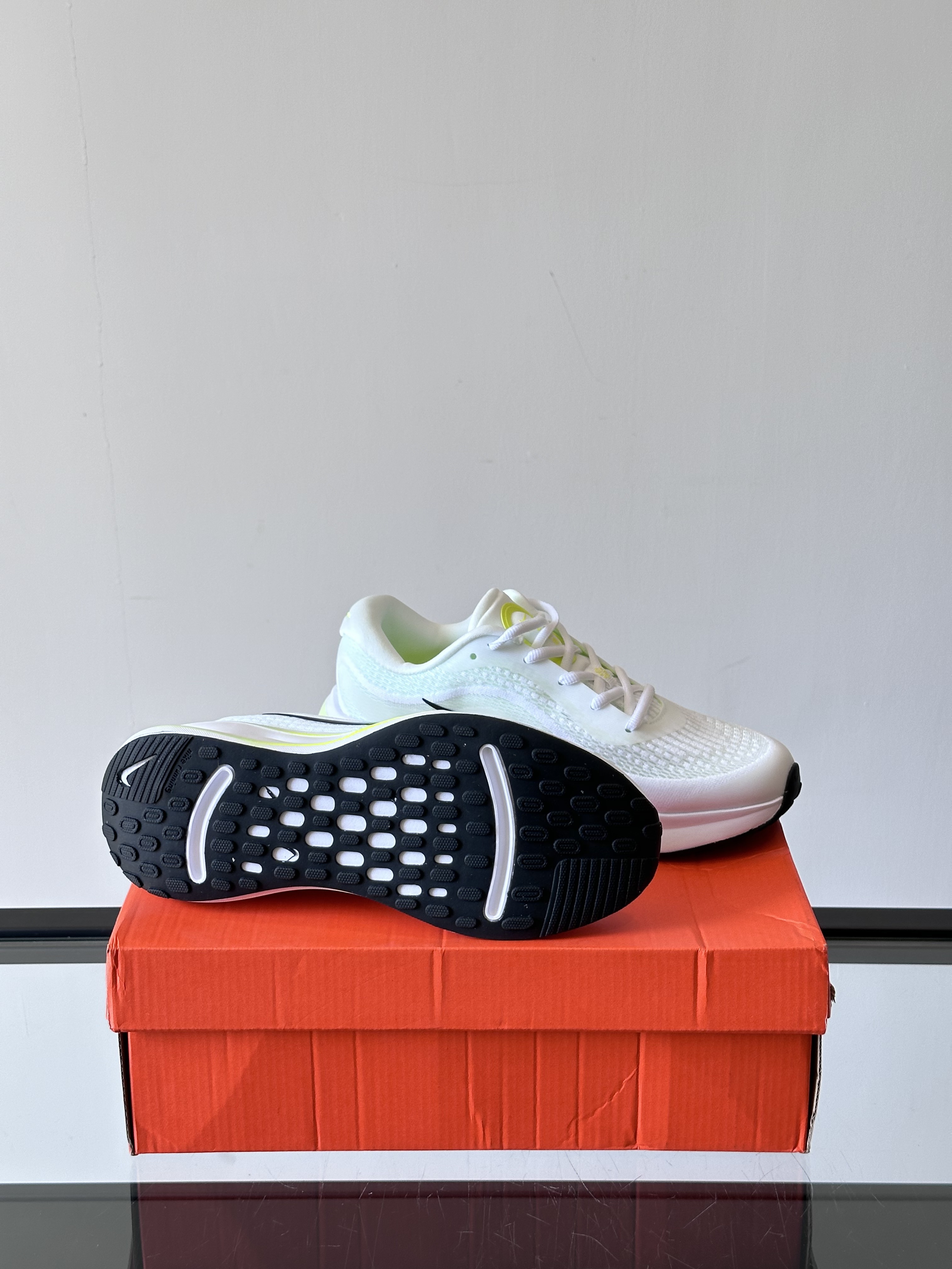 Nike Air Max 95 White / Burgundy main view