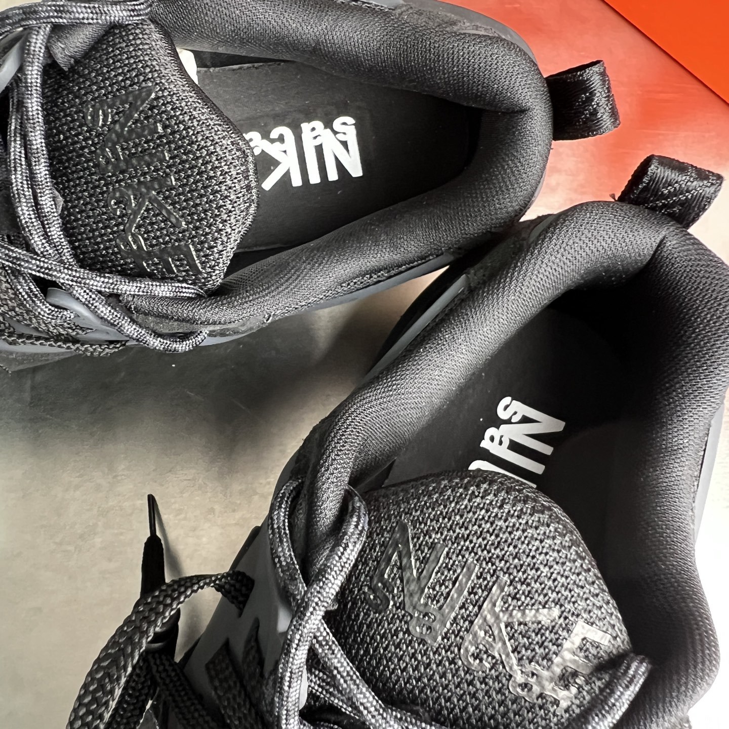Nike Air Max 95 Grey / White detail view 1