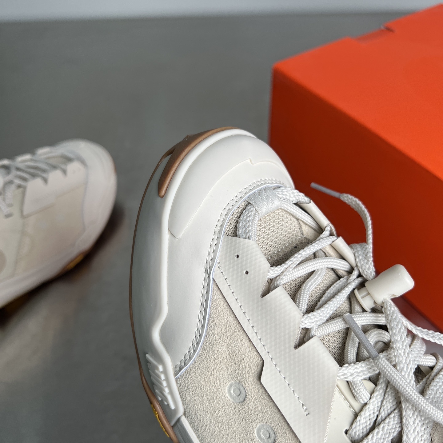 Nike Air Max 95 White / Burgundy detail view 4