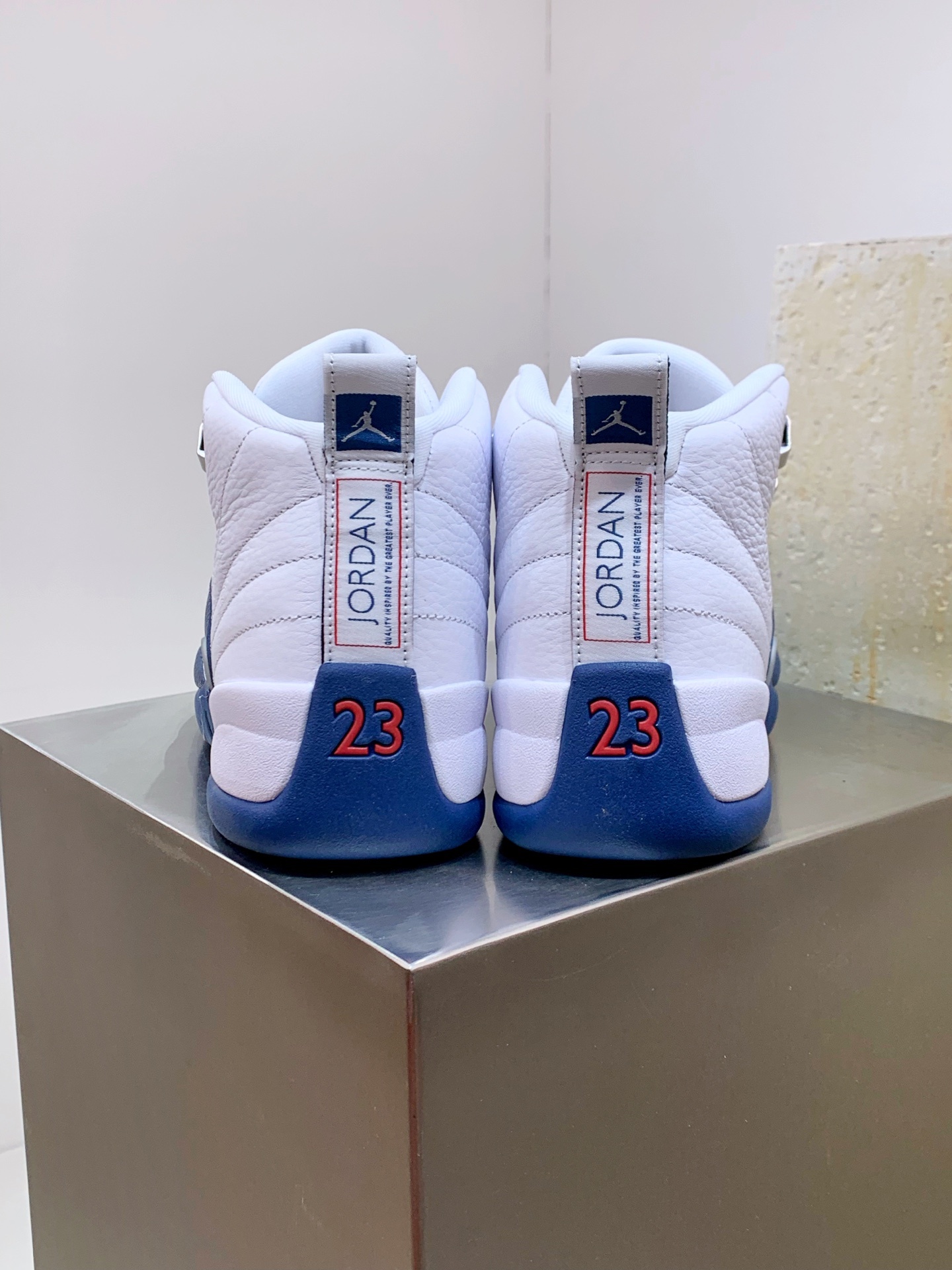 Nike Air Max DN Blue / White detail view 3
