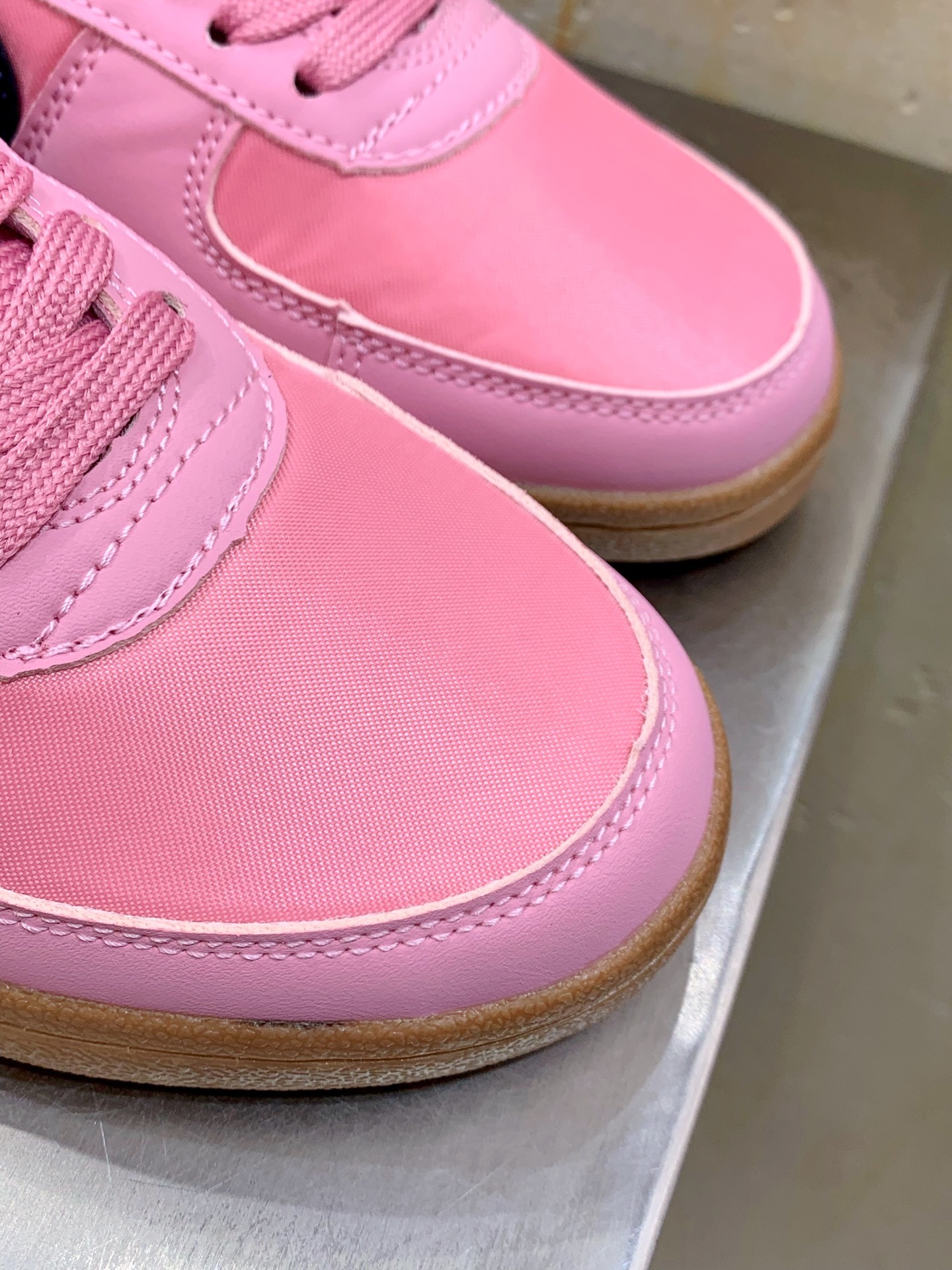 Nike Air Max DN Pink / Grey main view