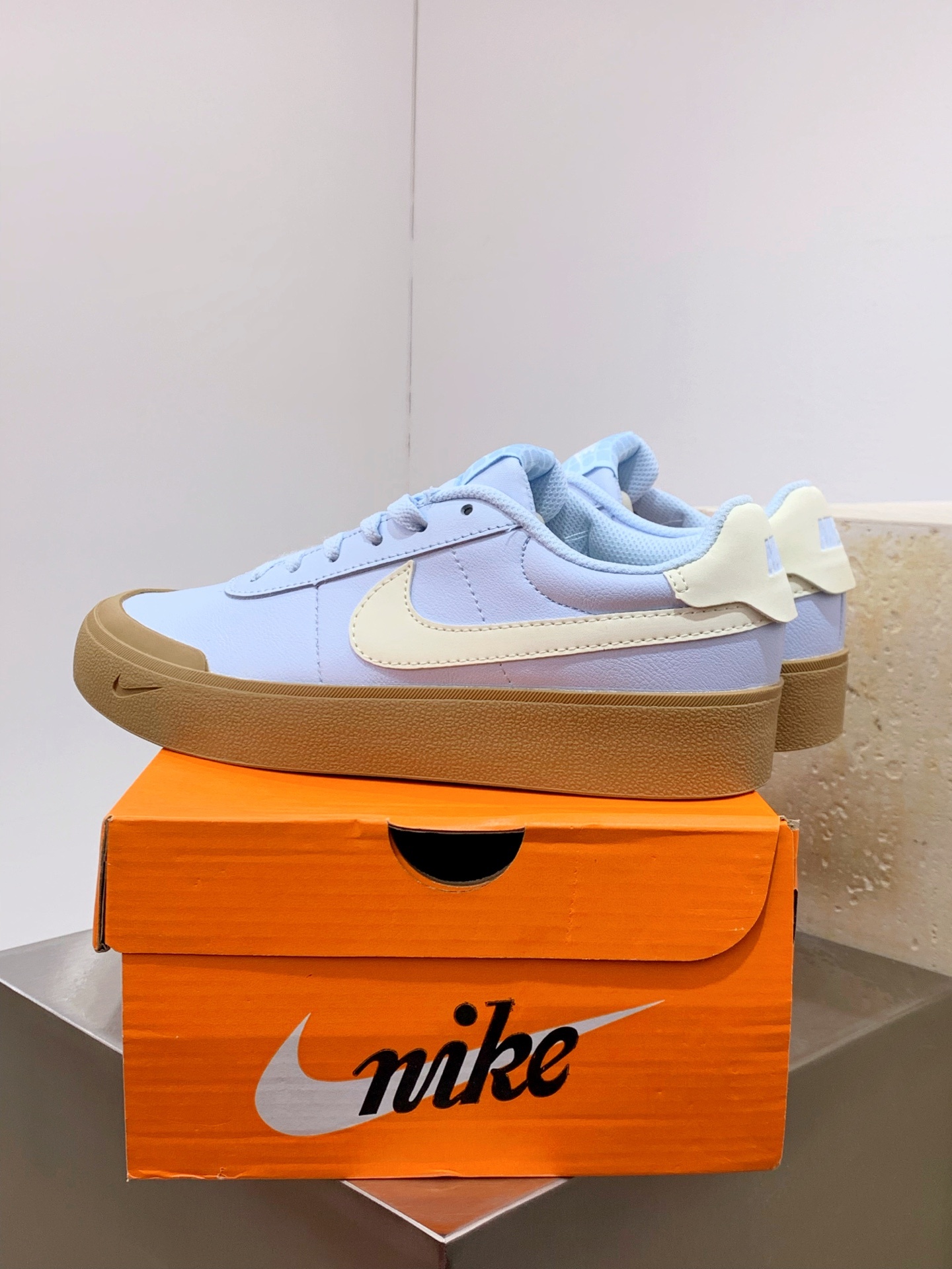 Nike Waffle Blue / Grey detail view 4