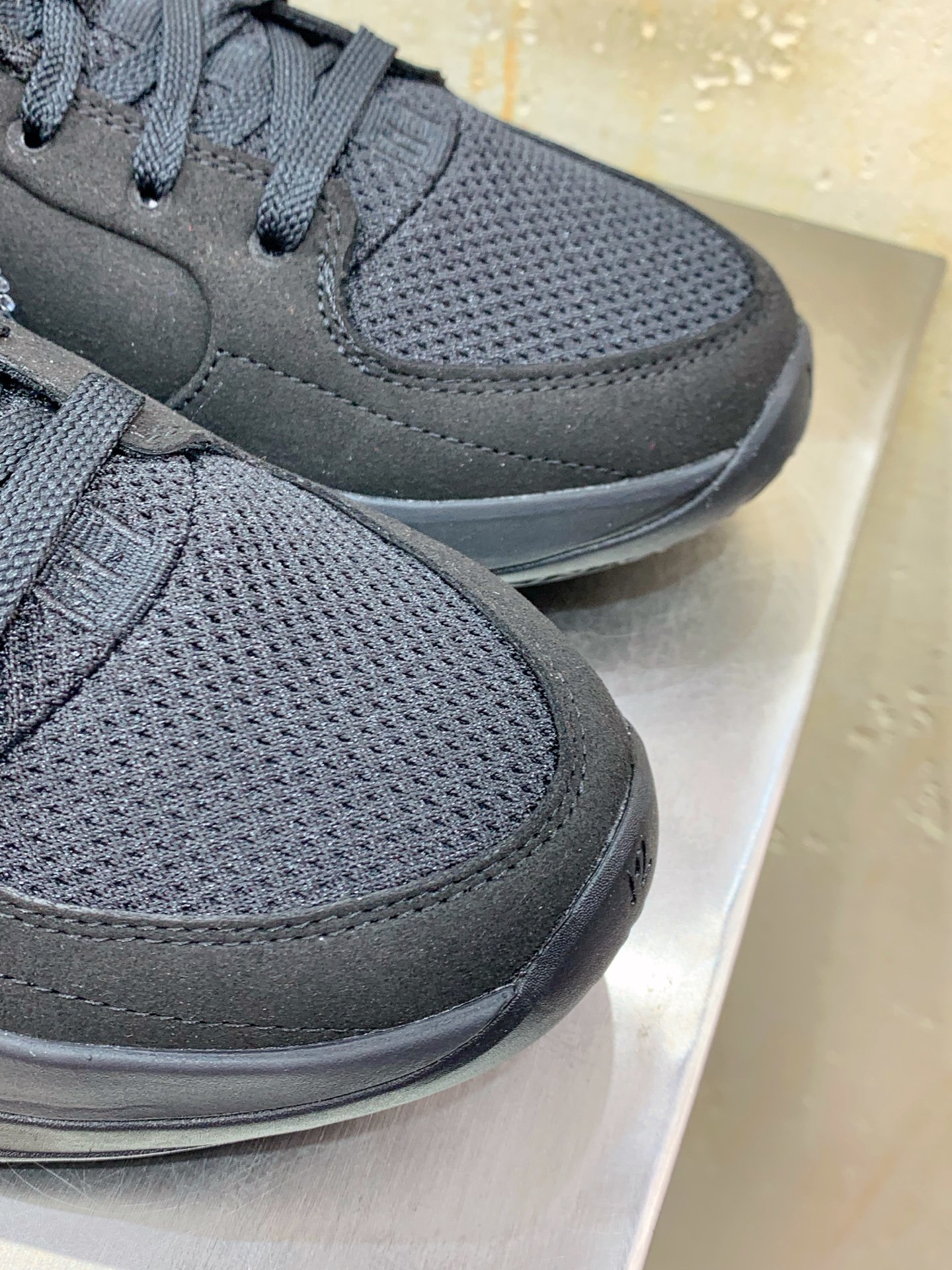 Nike Waffle Grey / White main view