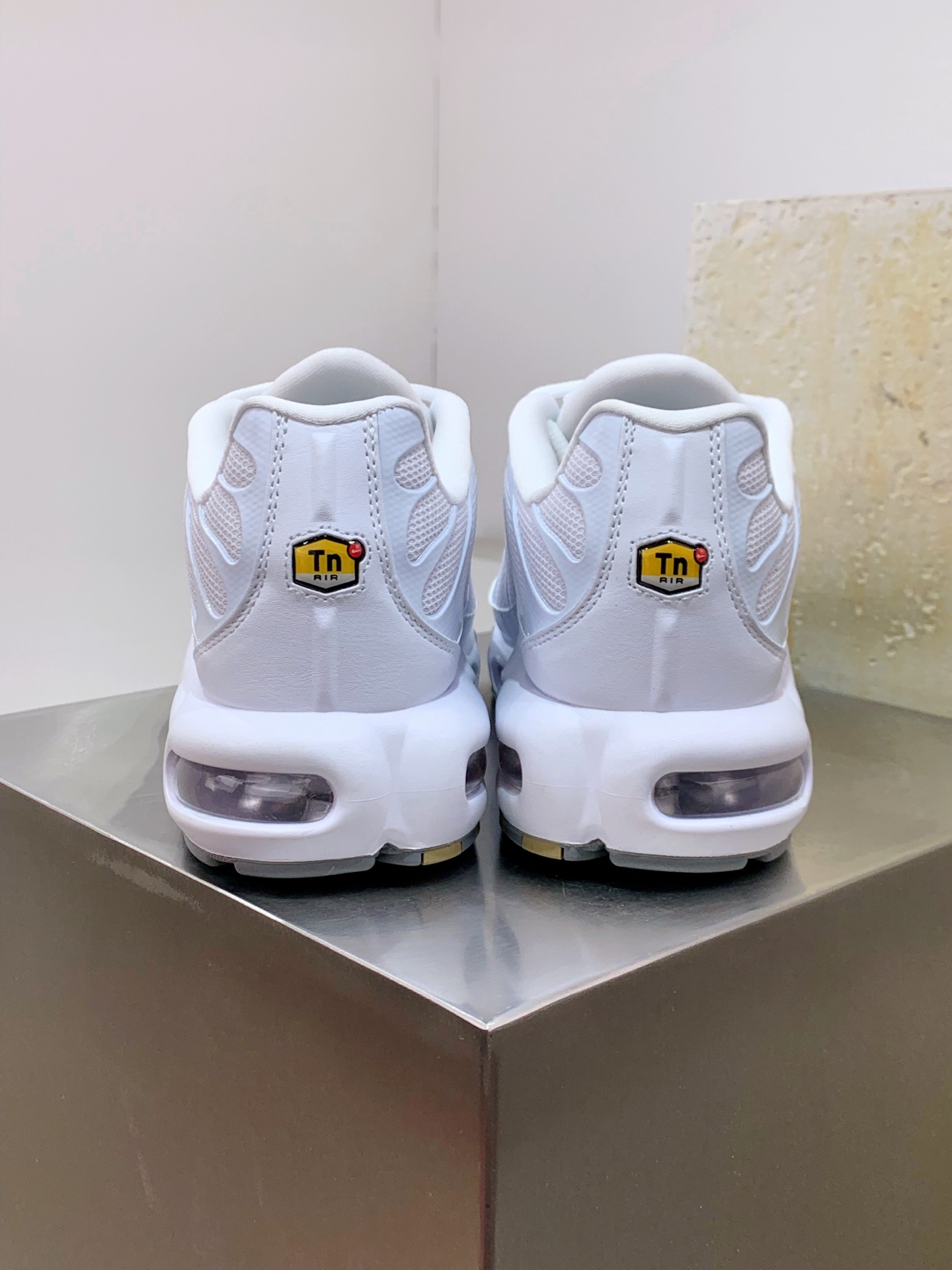 Nike Air Max 95 White / Grey detail view 3