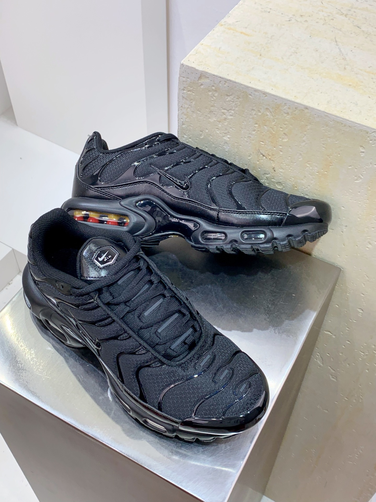 Nike Air Max 95 Grey / White detail view 7