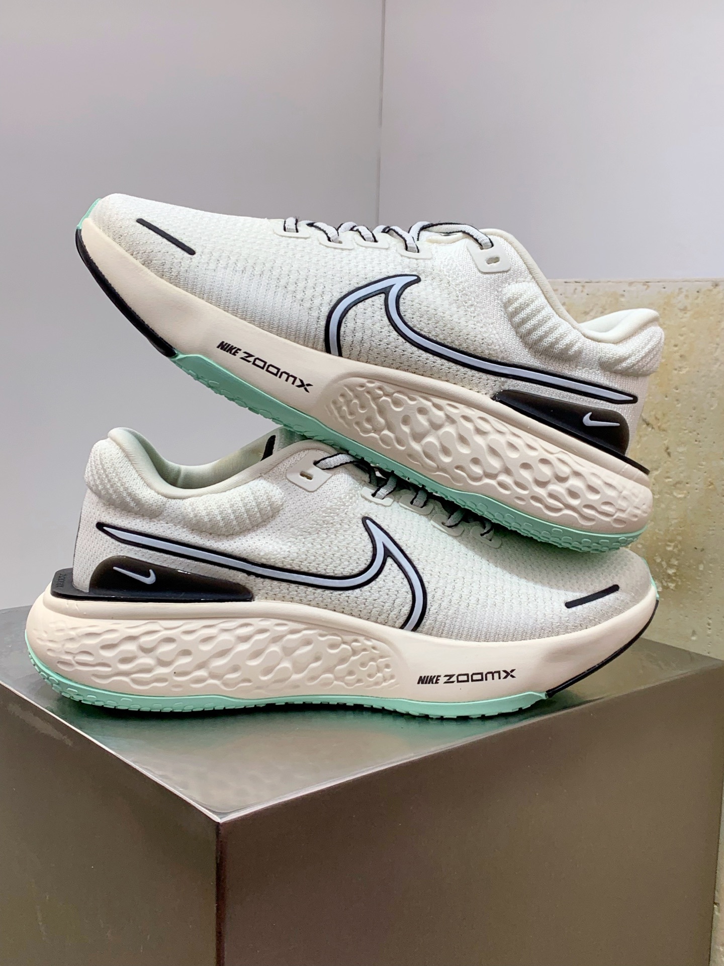 Nike Other Running White / Grey detail view 5