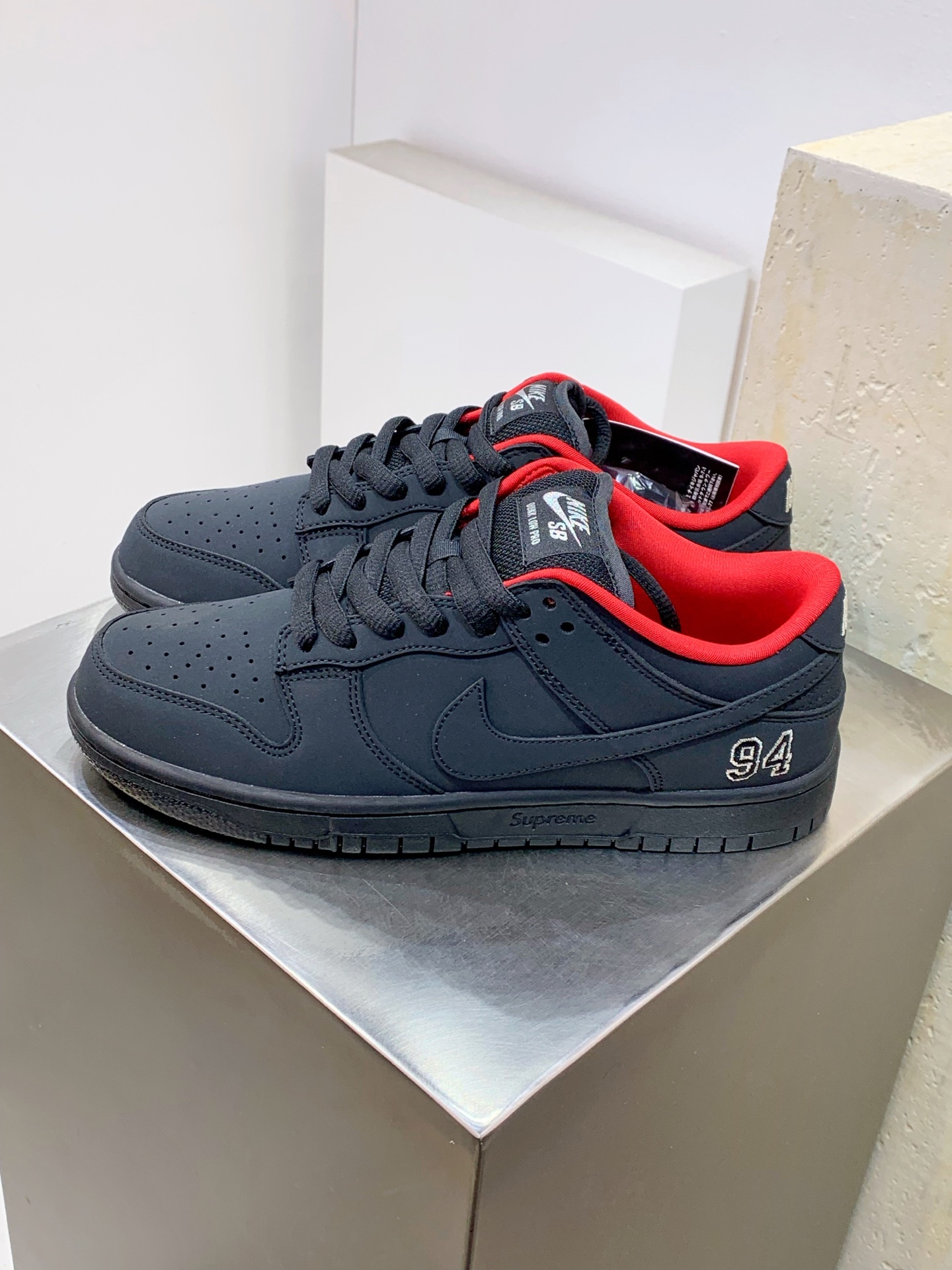 Nike Air Force 1 Low Grey / White detail view 8